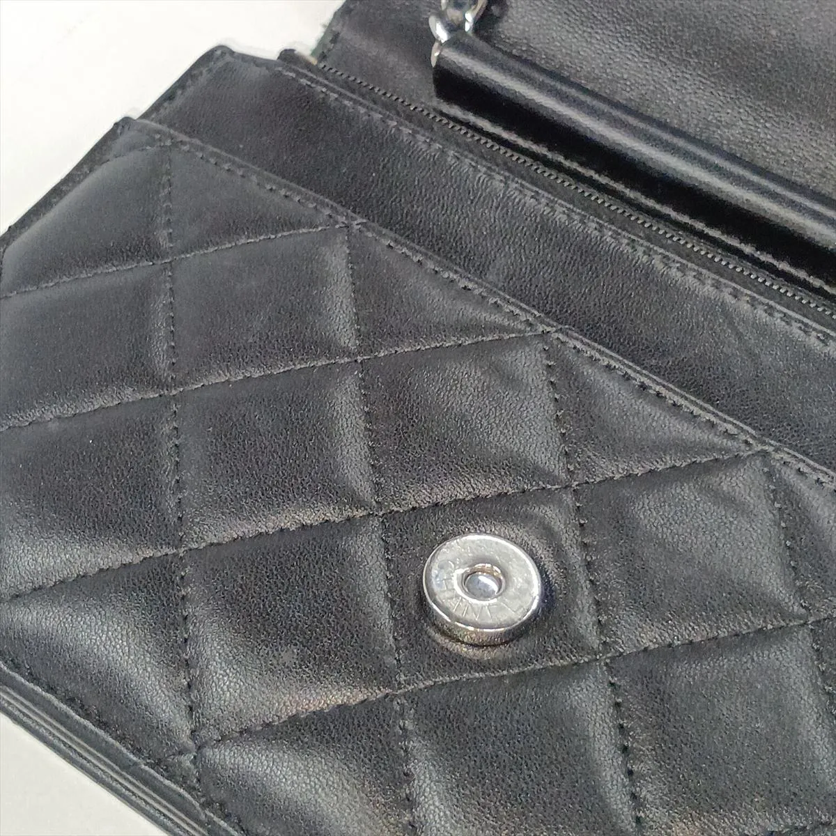 Matelassé Lambskin Chain Wallet, Black, Silver Hardware, K7E1CHK5, Random Plate — view 15