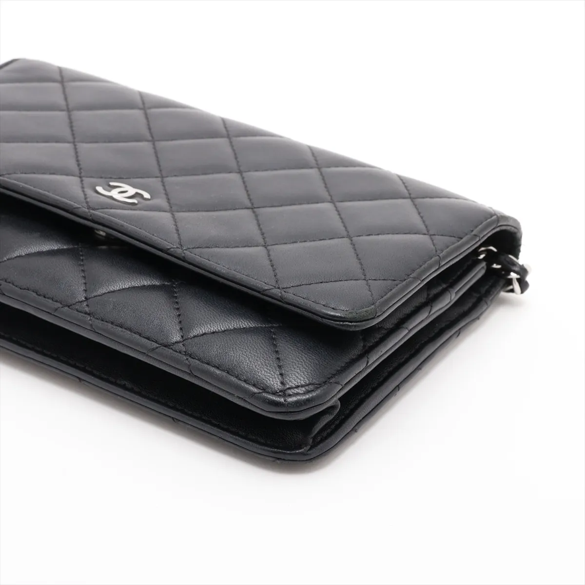 Matelassé Lambskin Chain Wallet, Black, Silver Hardware, K7E1CHK5, Random Plate — view 3