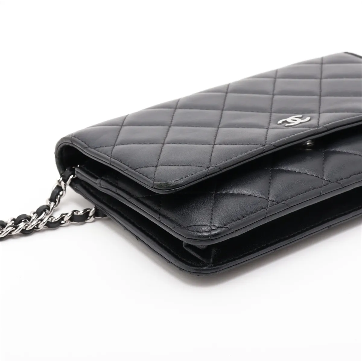 Matelassé Lambskin Chain Wallet, Black, Silver Hardware, K7E1CHK5, Random Plate — view 4