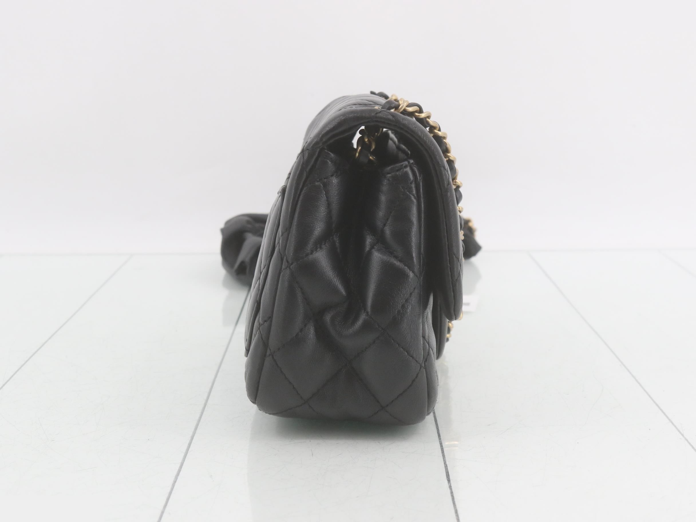Matelassé Lambskin Chain Shoulder Bag — view 4