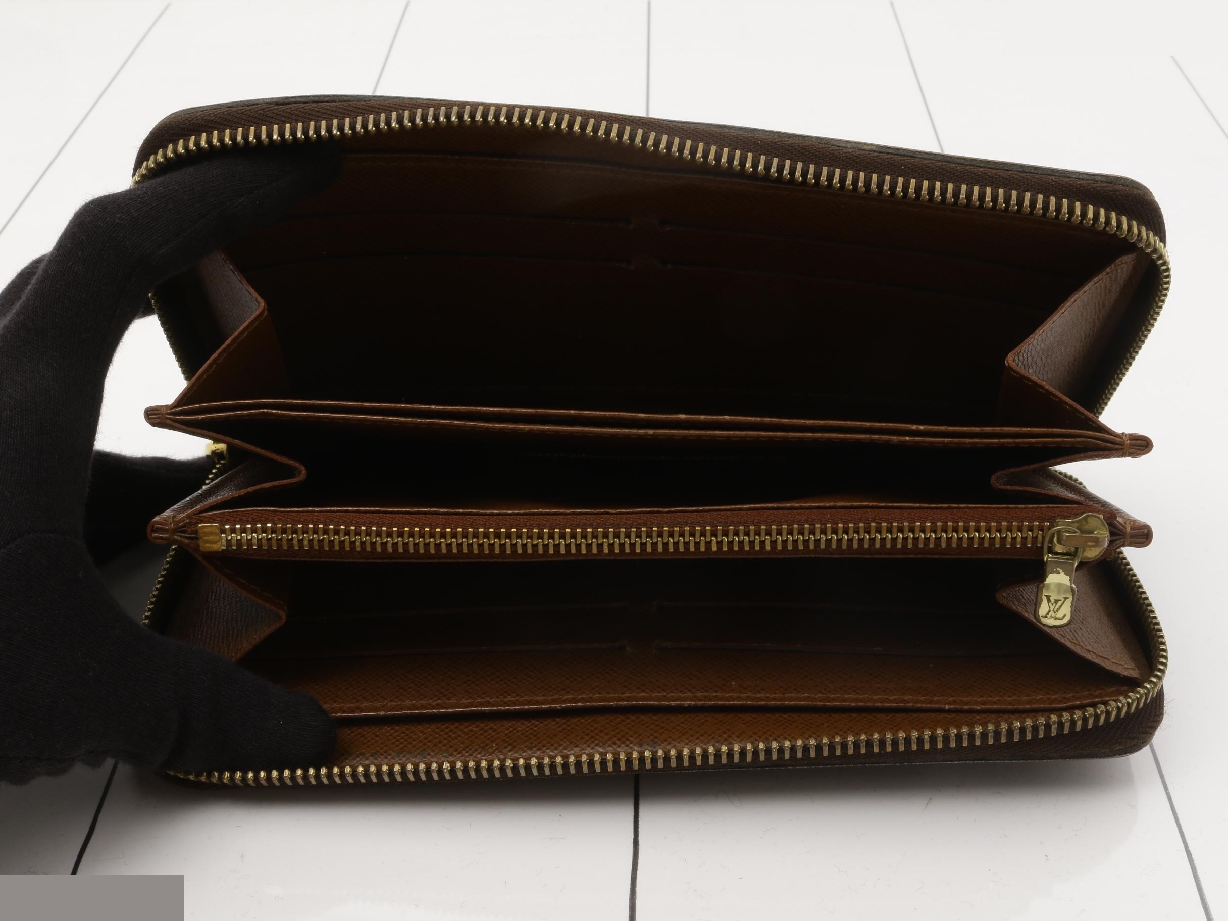 Zippy Wallet — view 4