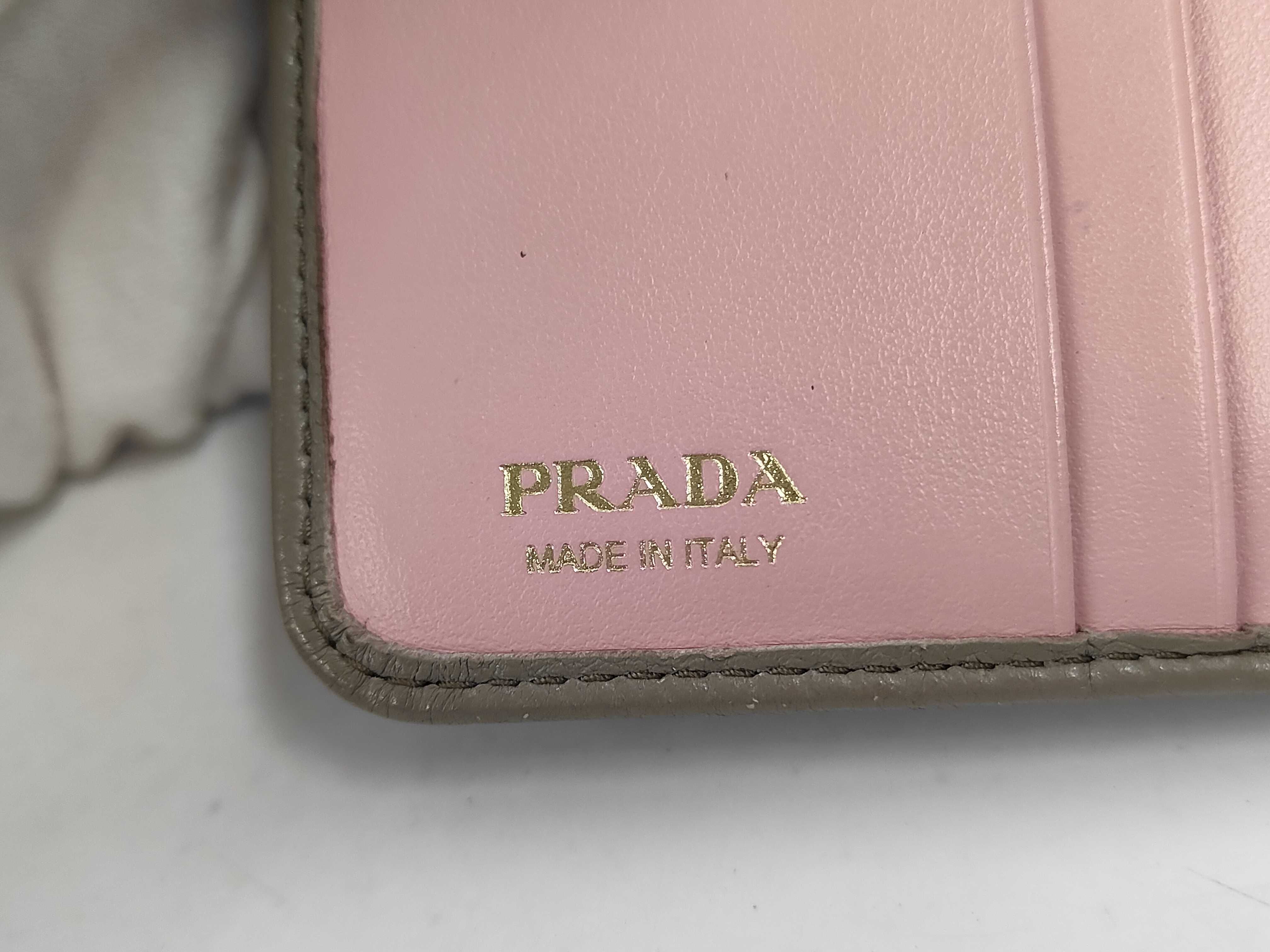 Compact Wallet, Bi-fold Wallet, Greige — view 11