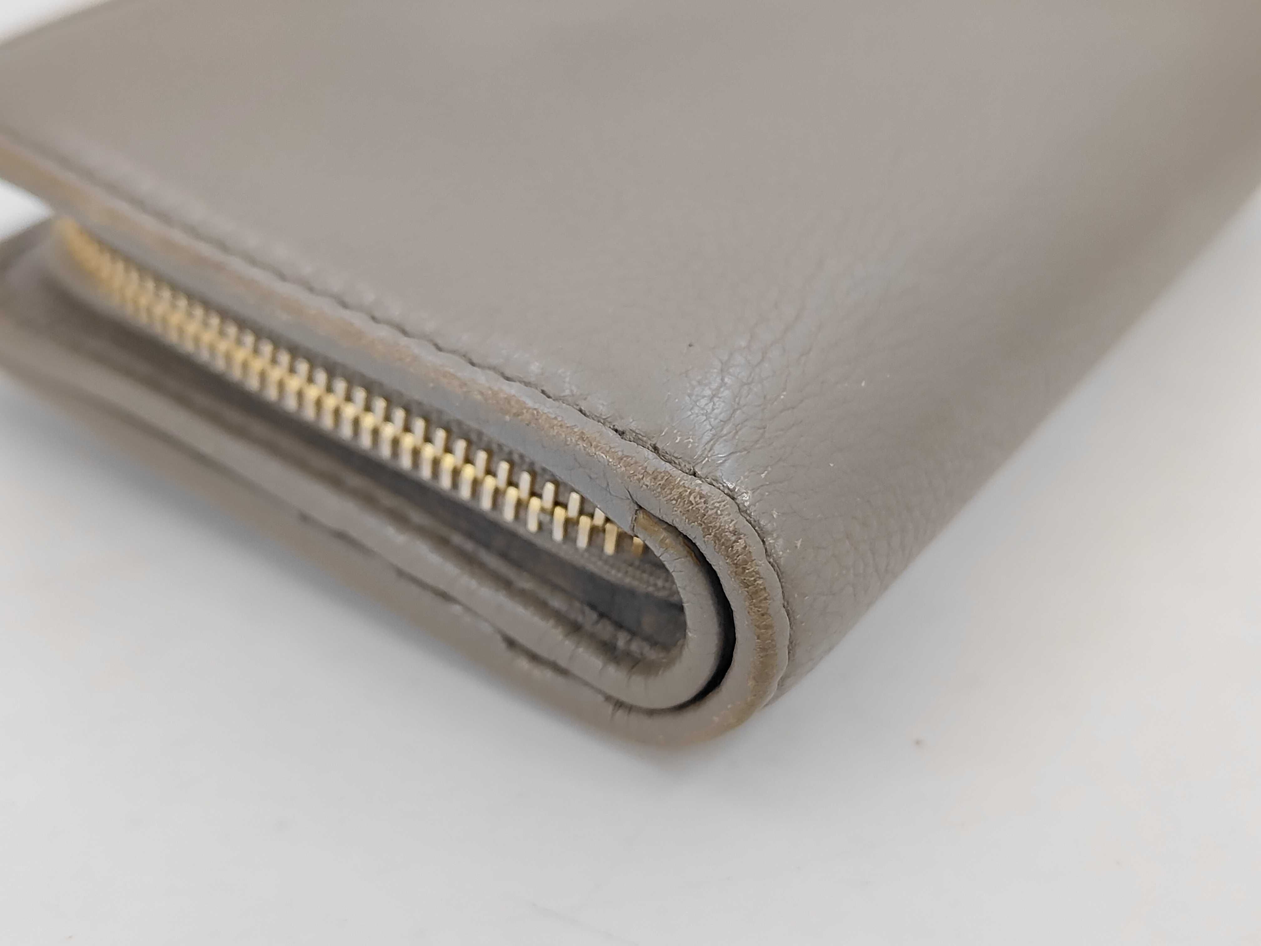 Compact Wallet, Bi-fold Wallet, Greige — view 7