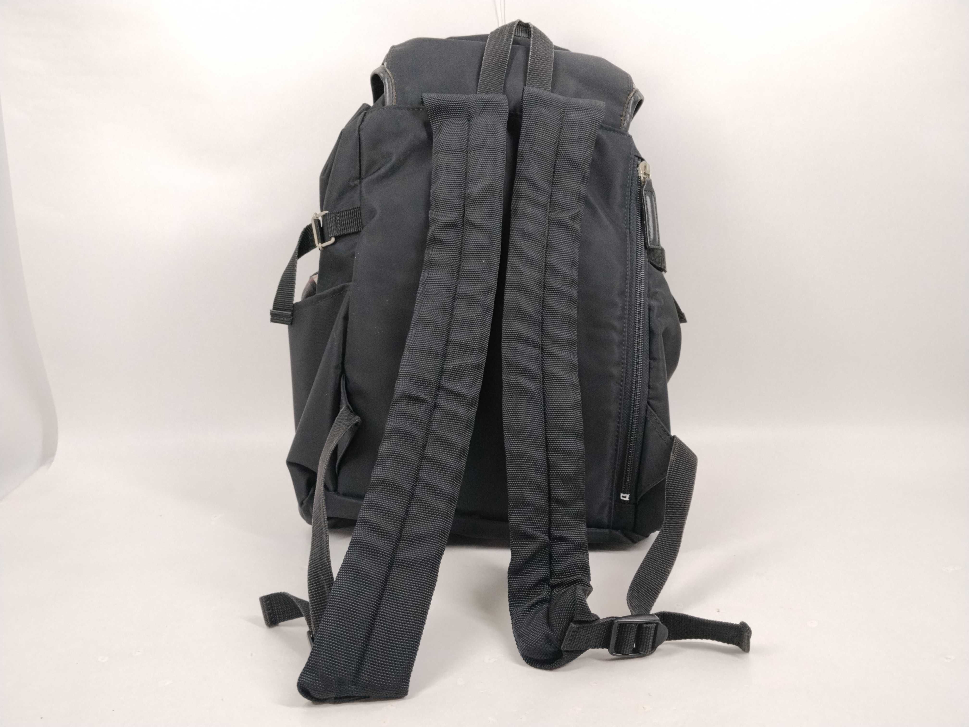 Black Label Front 2-Pocket Backpack Rucksack — view 4