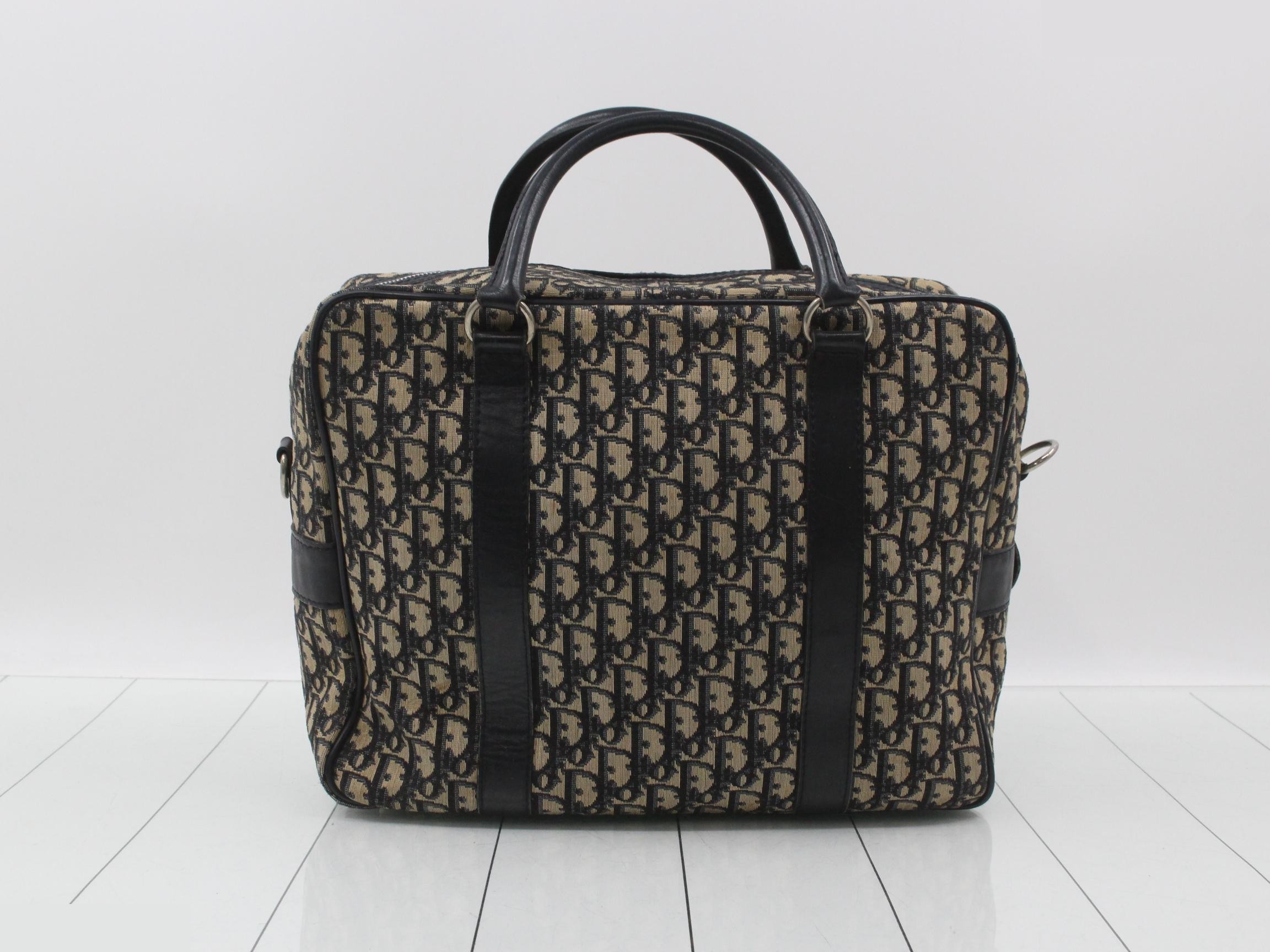 Travel Trotter Navy Canvas — view 2