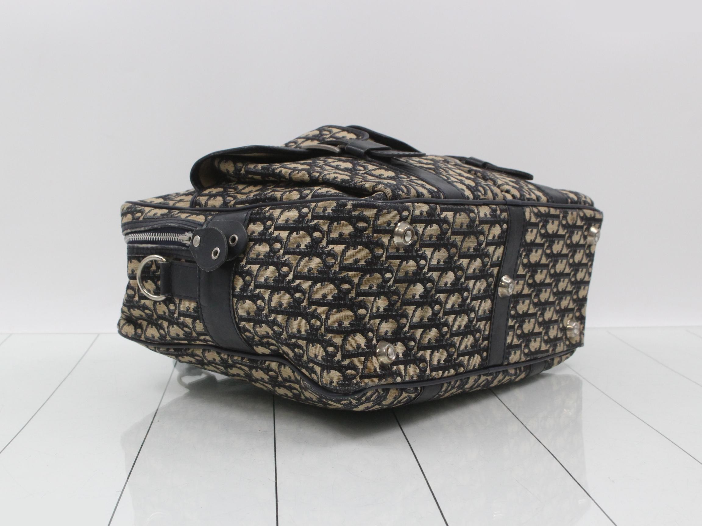 Travel Trotter Navy Canvas — view 5