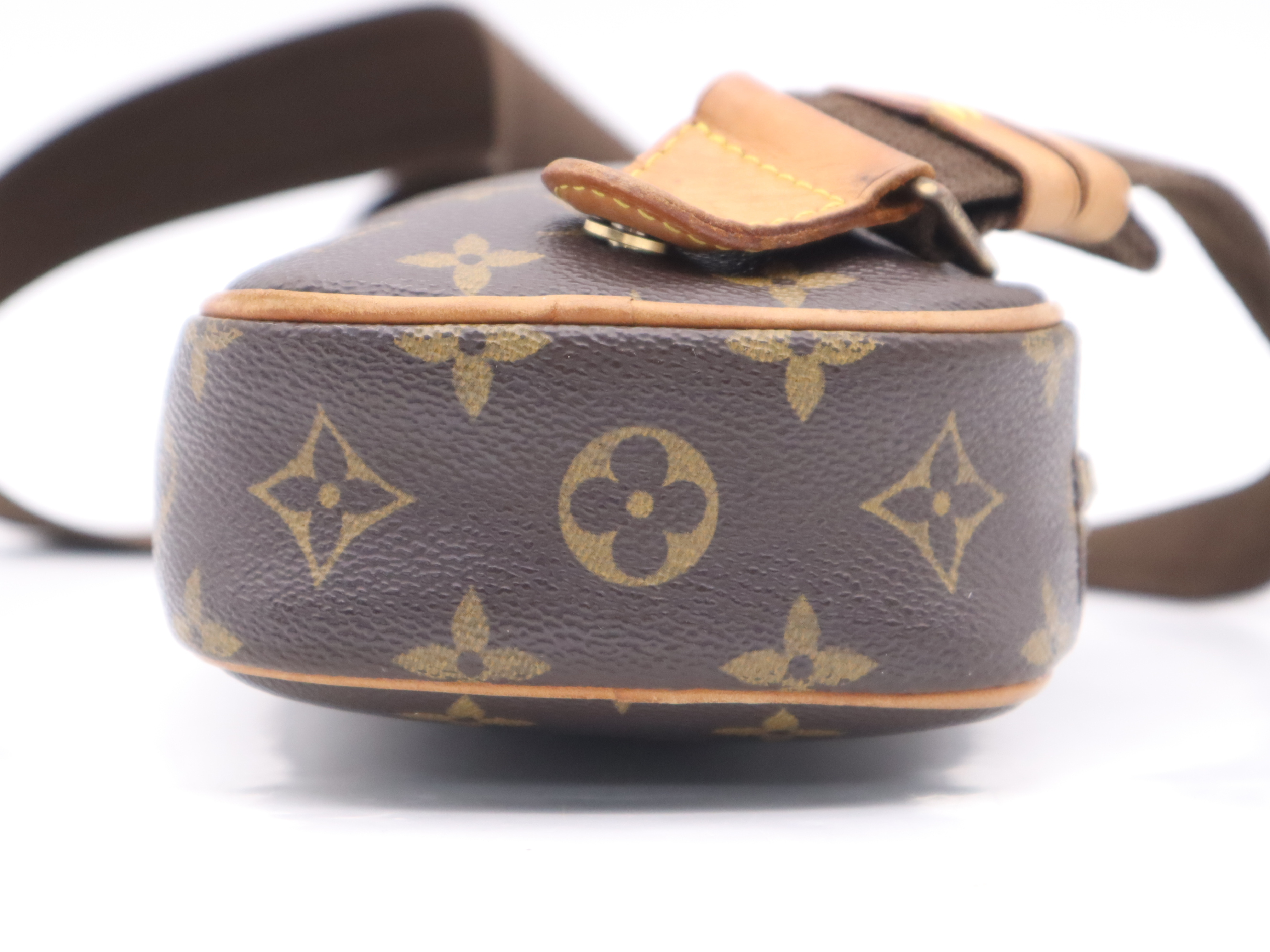 M51870 Monogram Pochette Gange Waist Bag — view 4