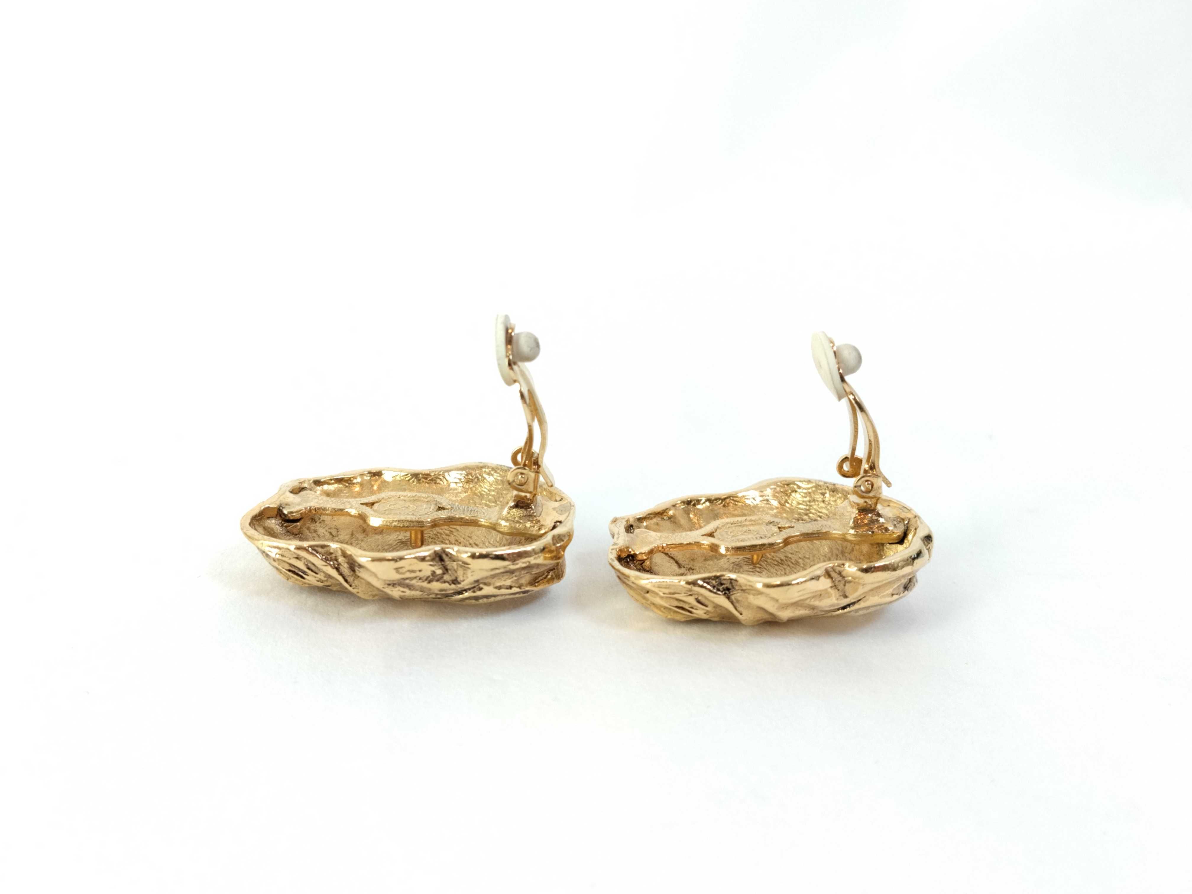 vintage earrings. — view 3