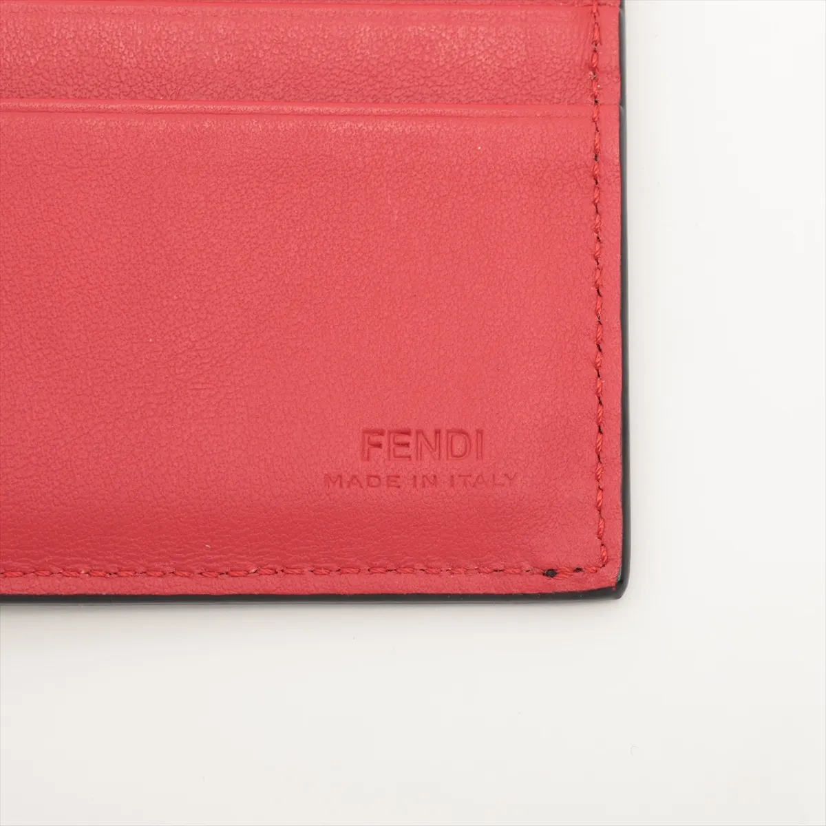 Bugs Eye 7M0169 Leather Compact Wallet Black x Red — view 6