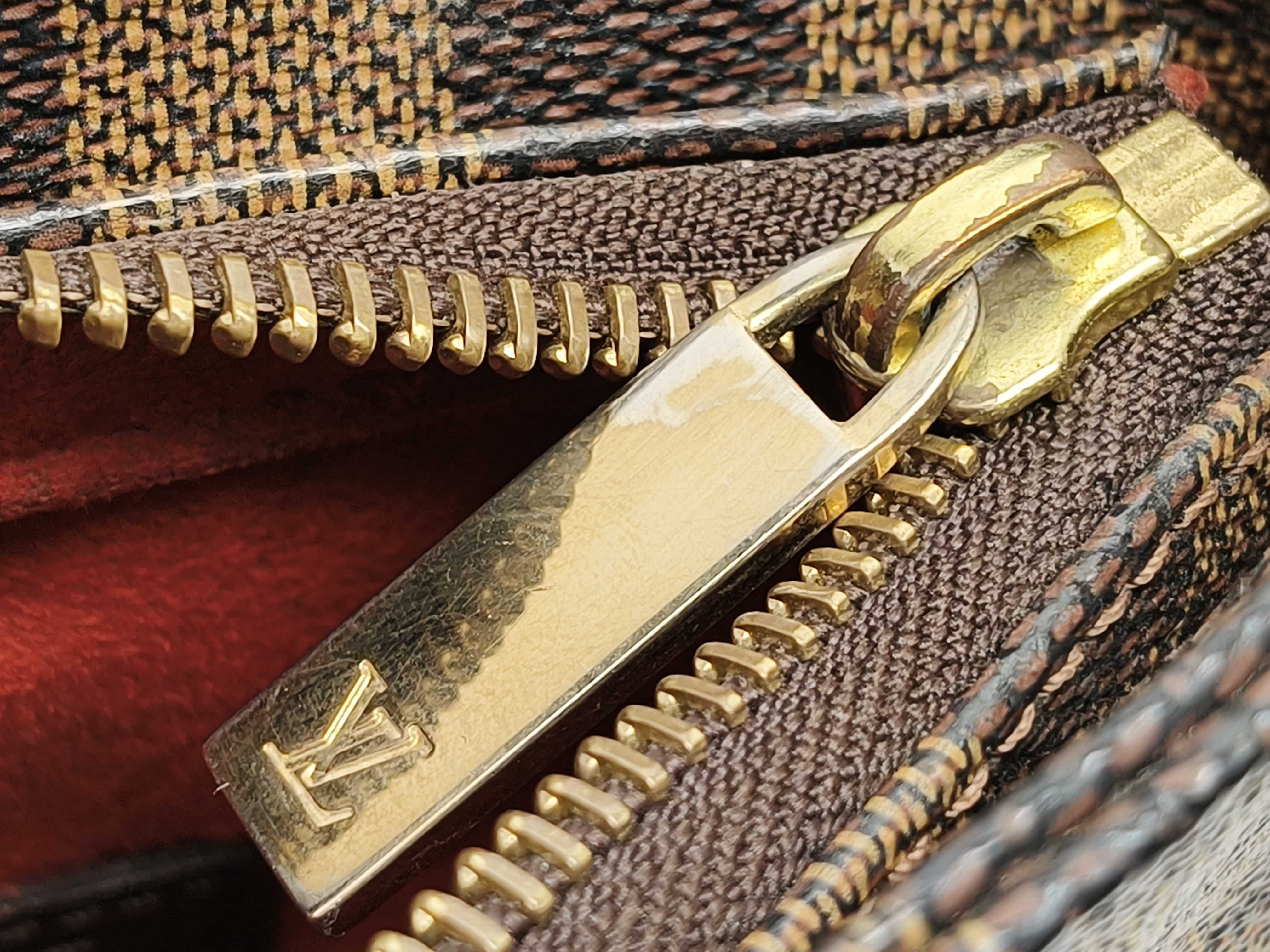Damier Looping Shoulder Bag — view 13