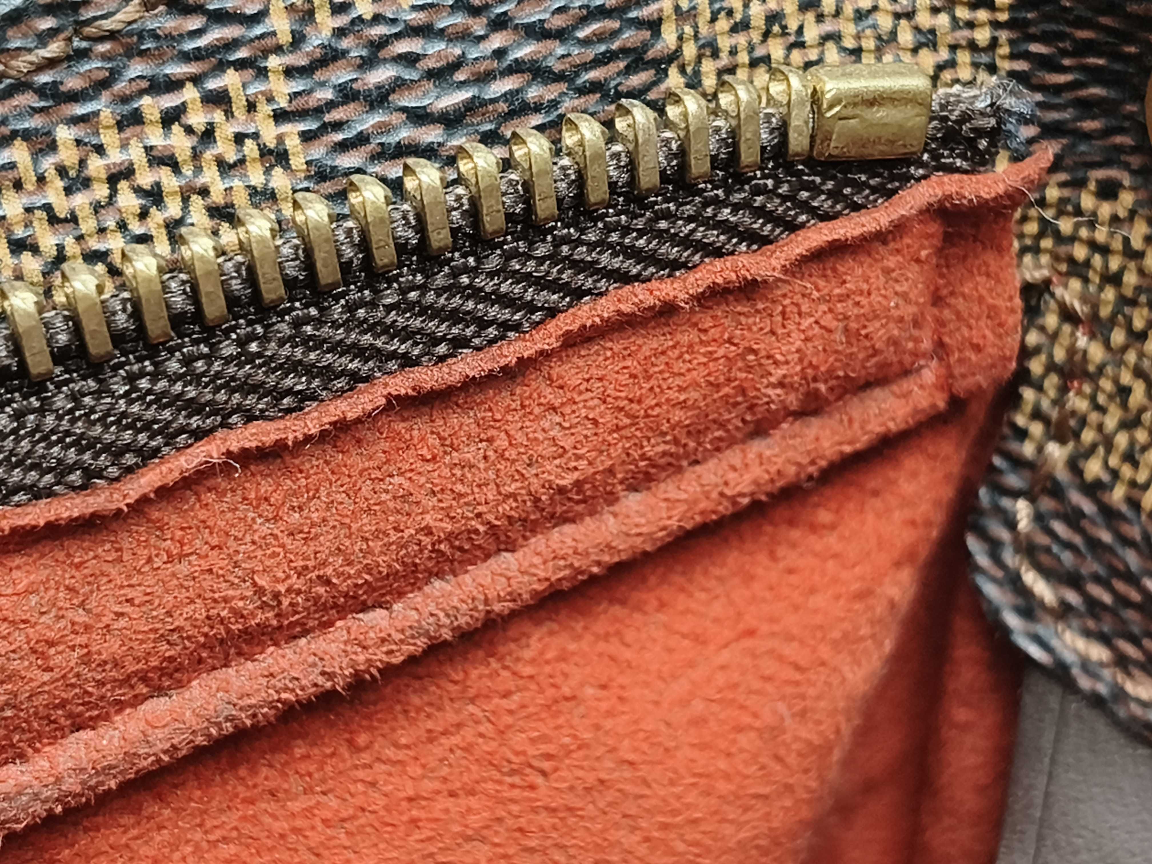 Damier Looping Shoulder Bag — view 15