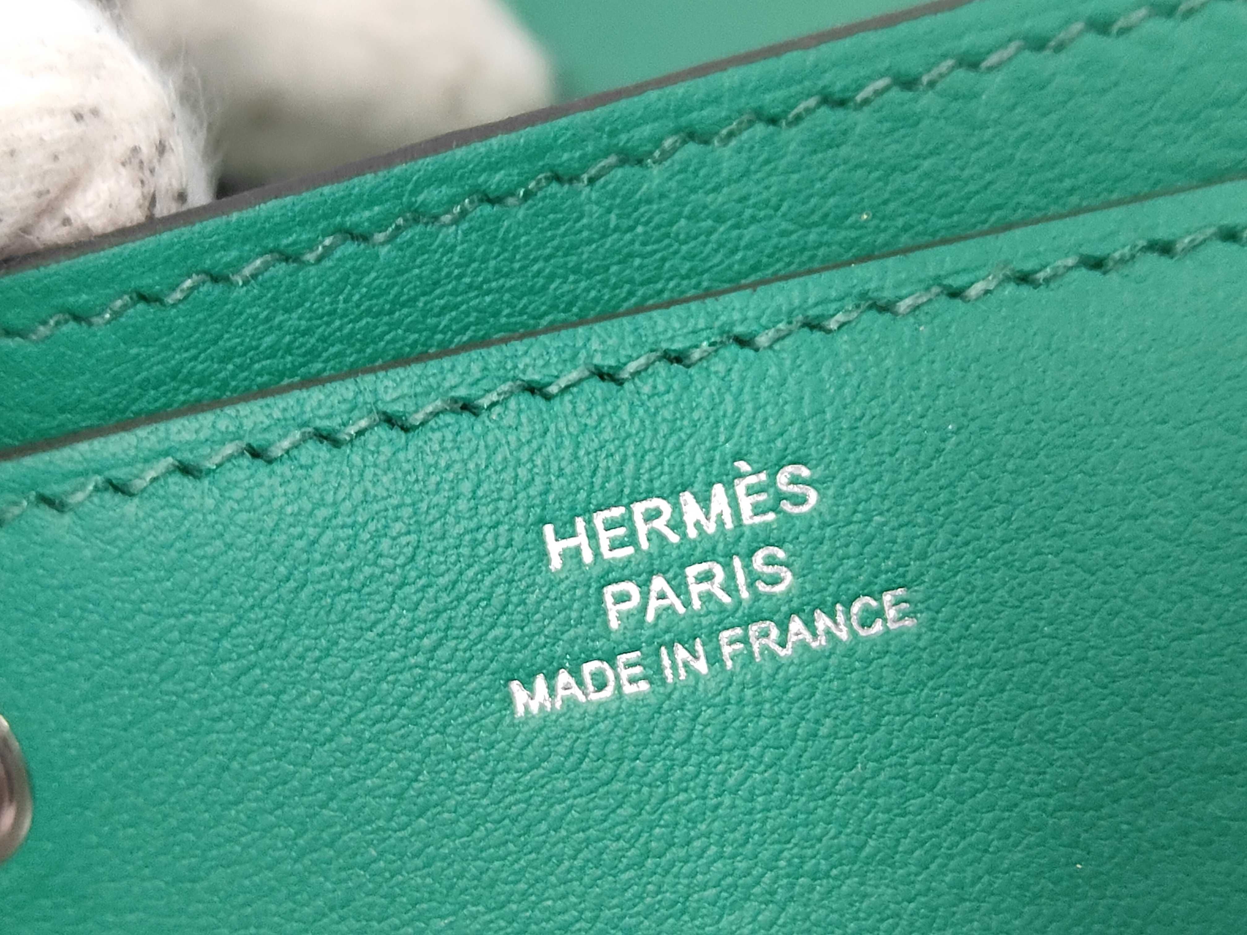Nap Veau Swift Card Case, Mint Silver Hardware, W: 2024, Coin Case — view 9