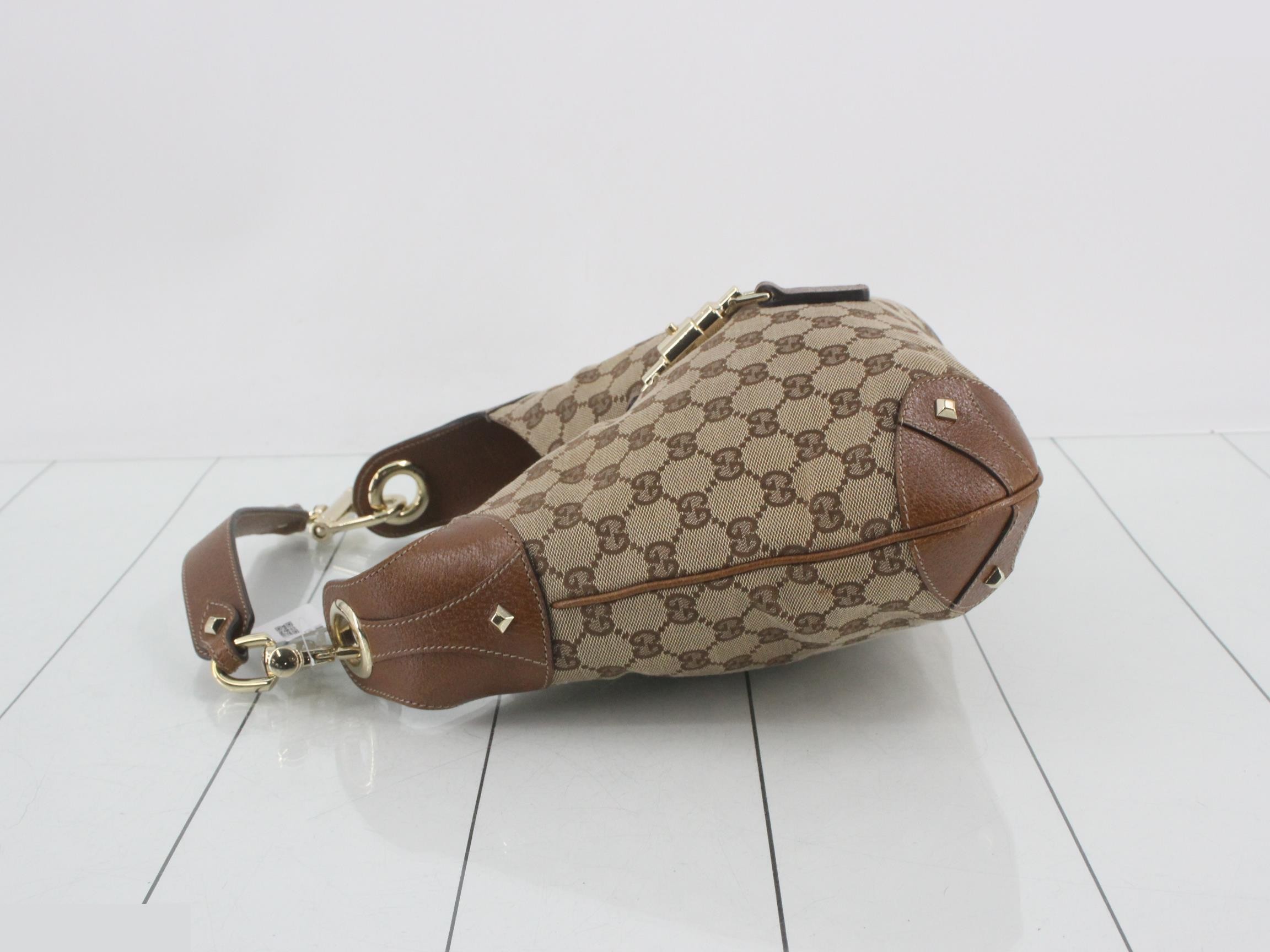 GG Canvas (Bag) - Shoulder Bag — view 4