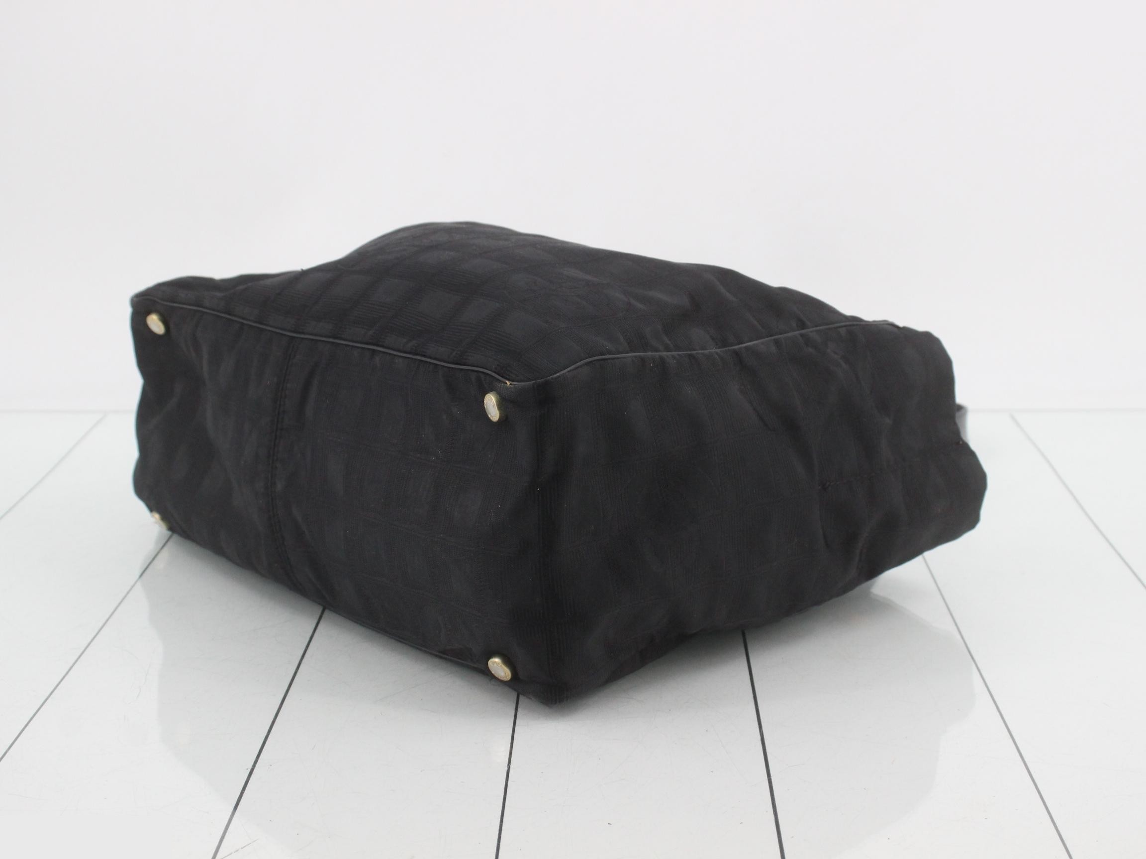 New Travel Line (Bags) - Tote Bag — view 6