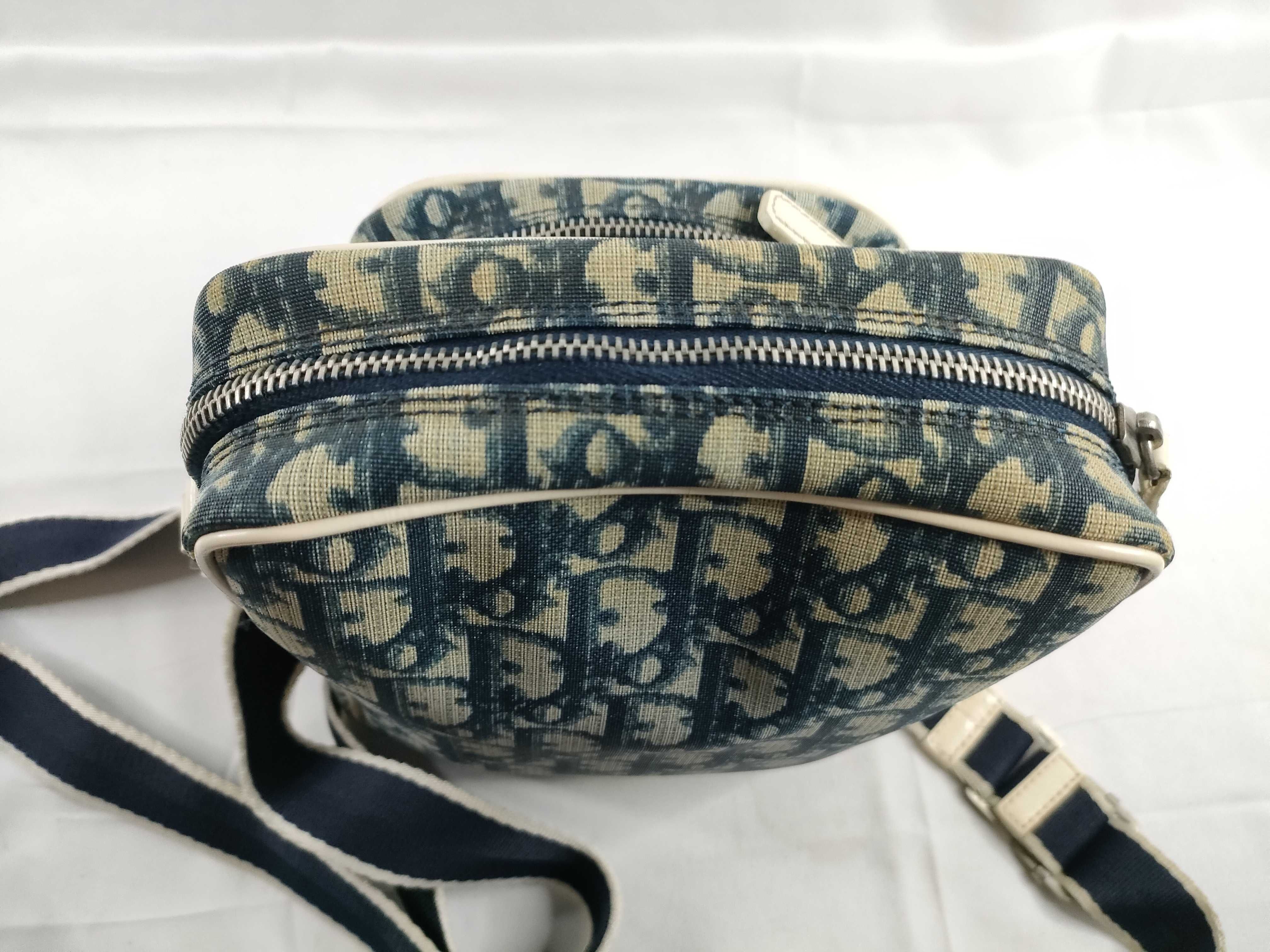 Trotter Number 1 Shoulder Bag White/Blue W16.5cm Shoulder Bag — view 9