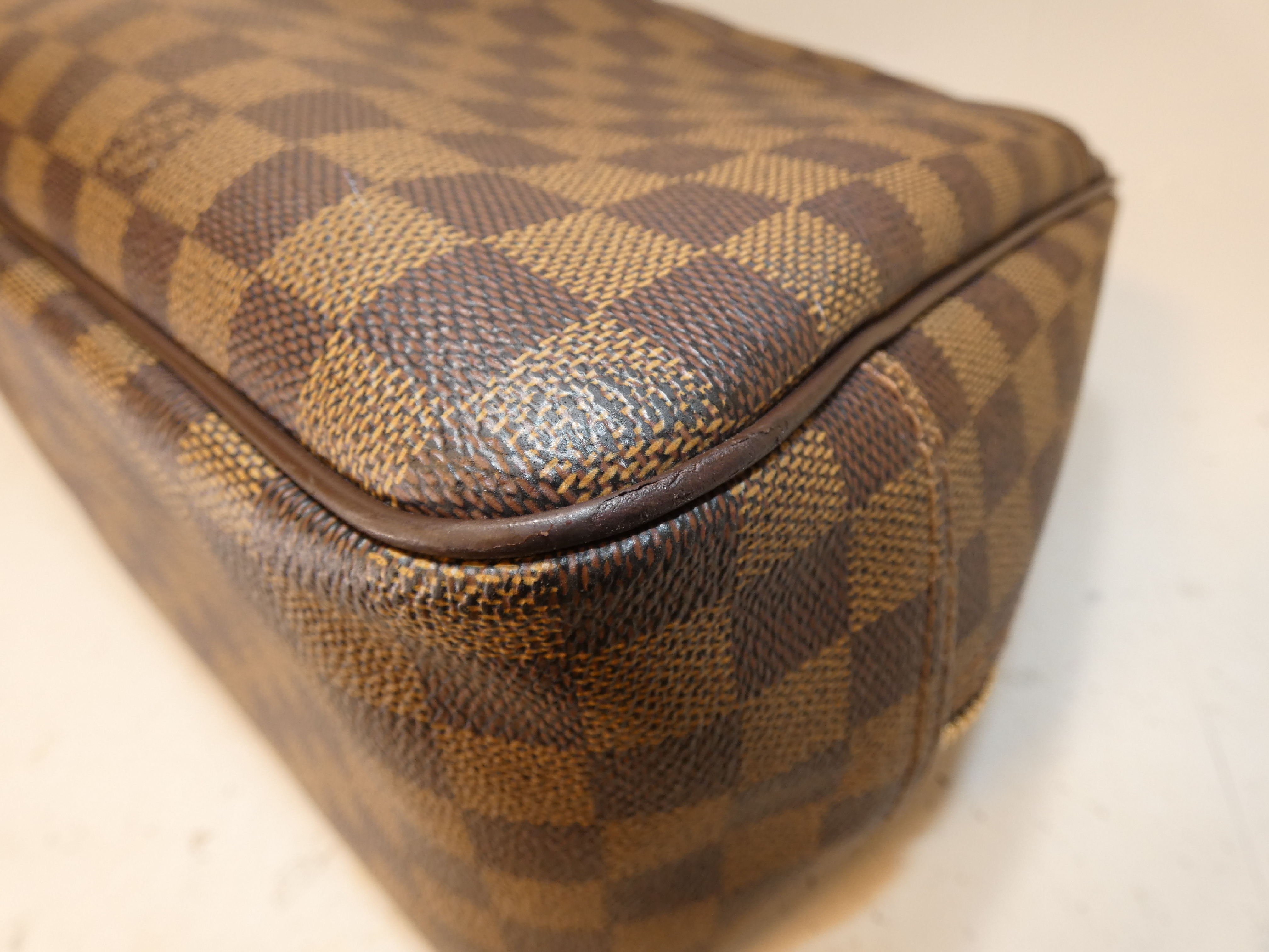 Deauville Damier SPO Handbag Boston Bag — view 8