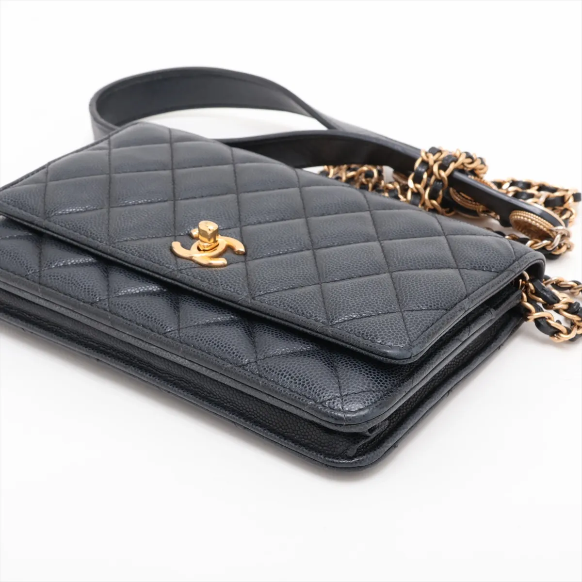 Matelassé Caviar Skin Chain Wallet, Navy, Gold Hardware, E7EX7U99, Random Plate — view 3