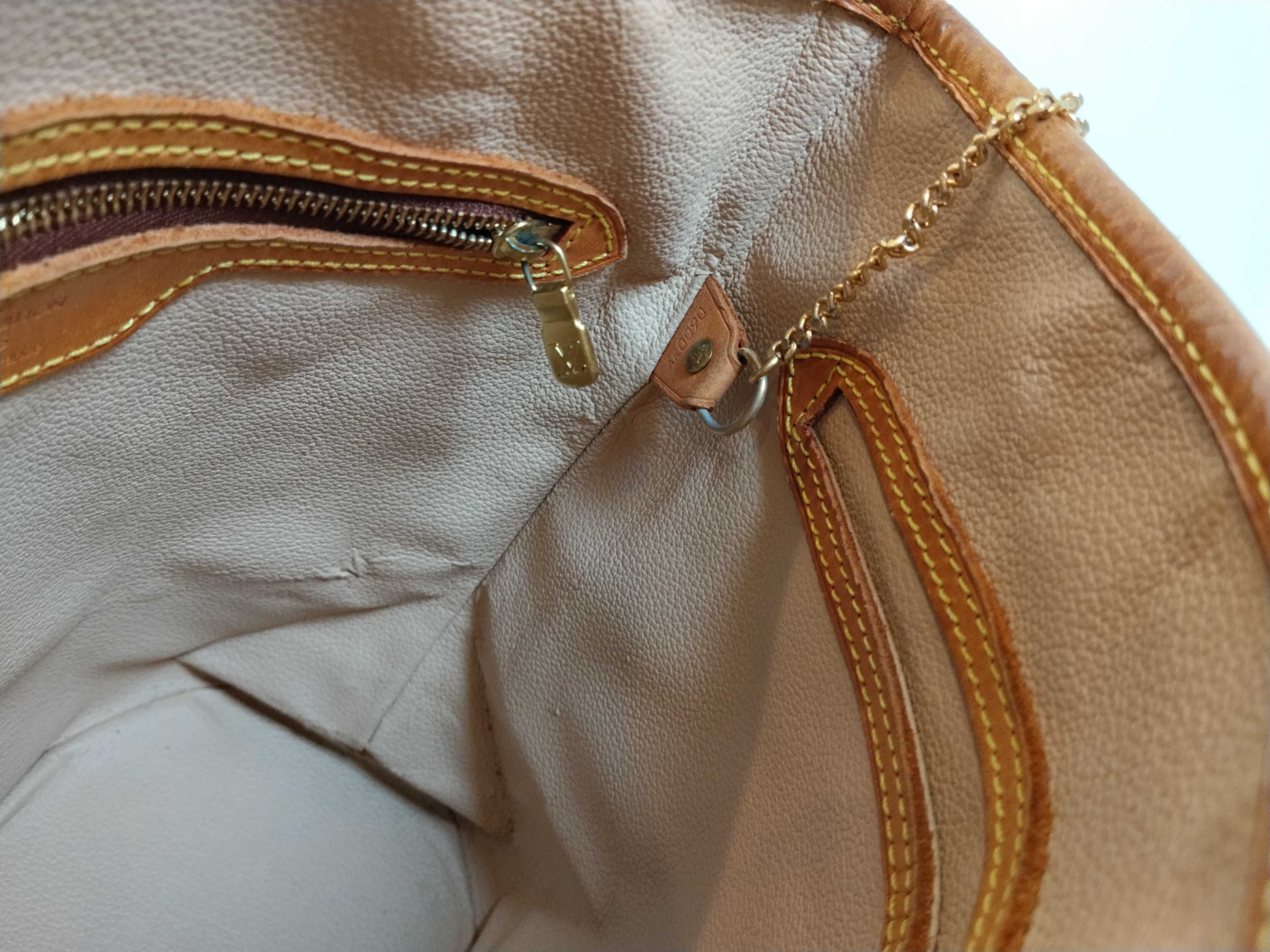 Monogram Bucket PM Shoulder Bag with Pouch M42238 AR0090 — view 10