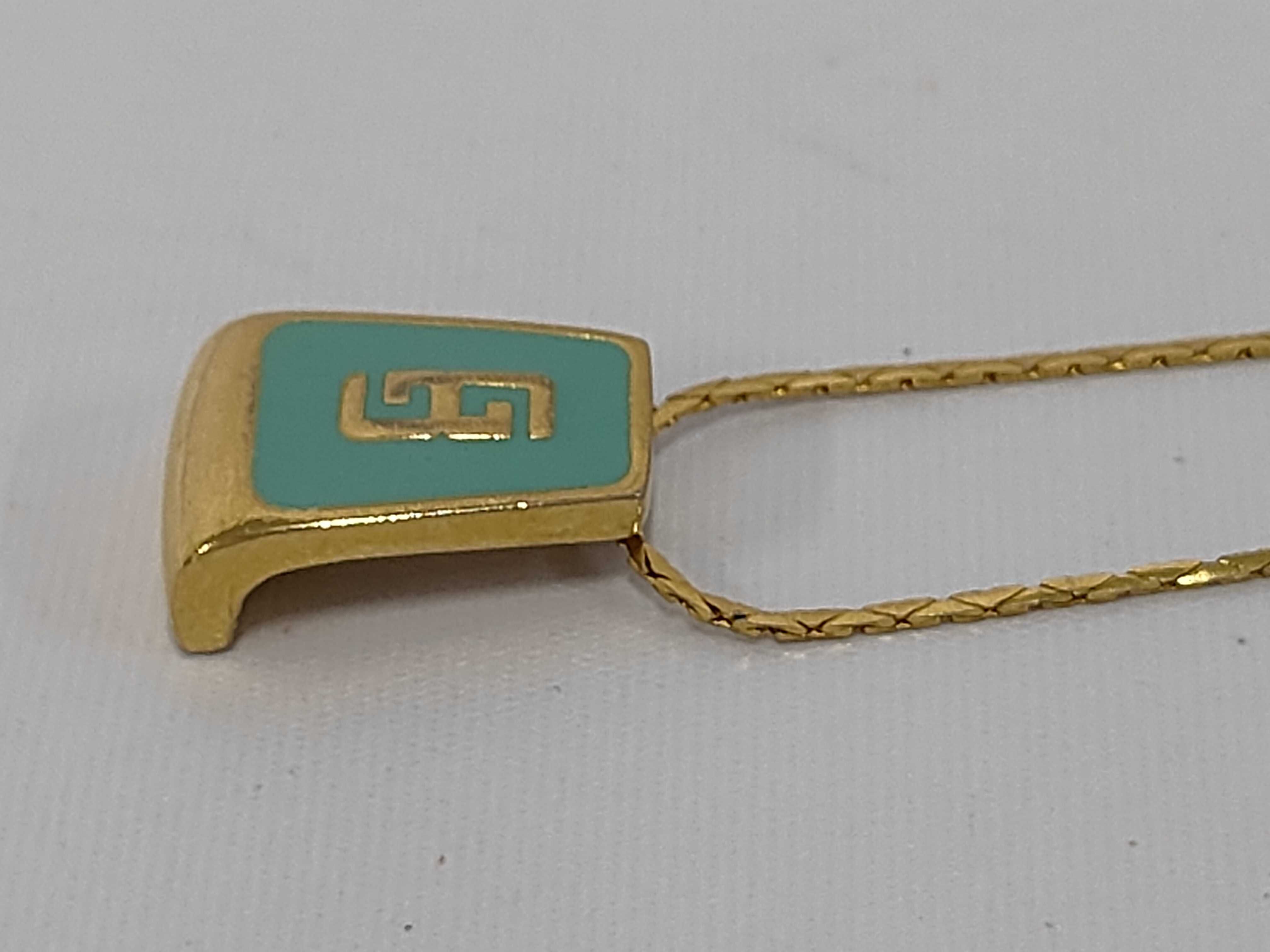 Vintage Emerald Green Gold Necklace with G Logo — view 4