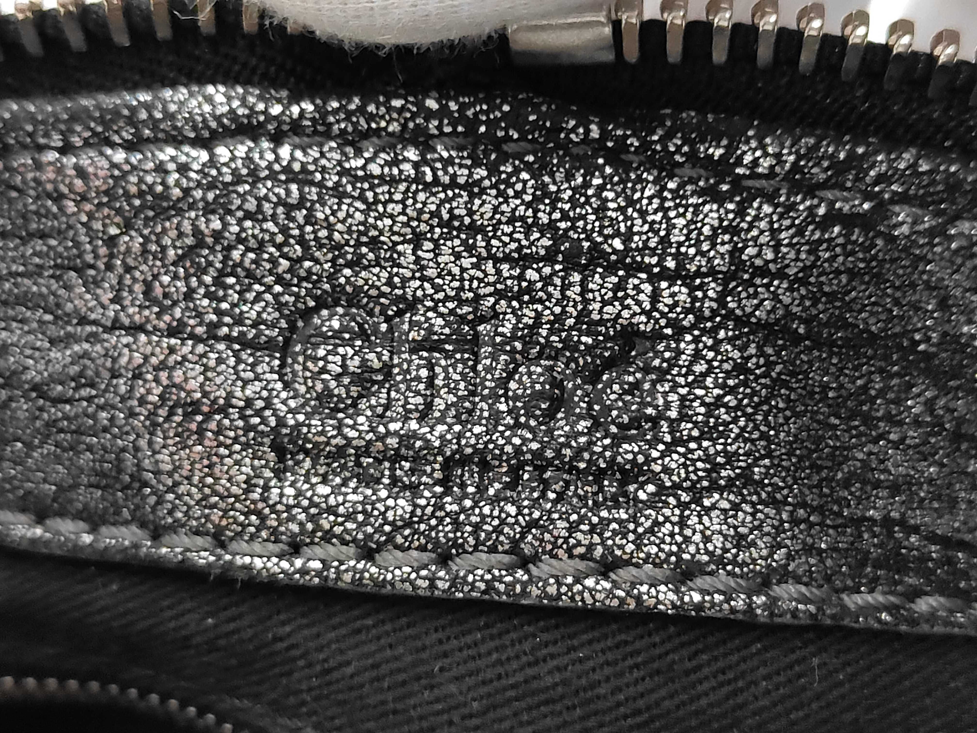 Paddington handbag, silver. — view 9