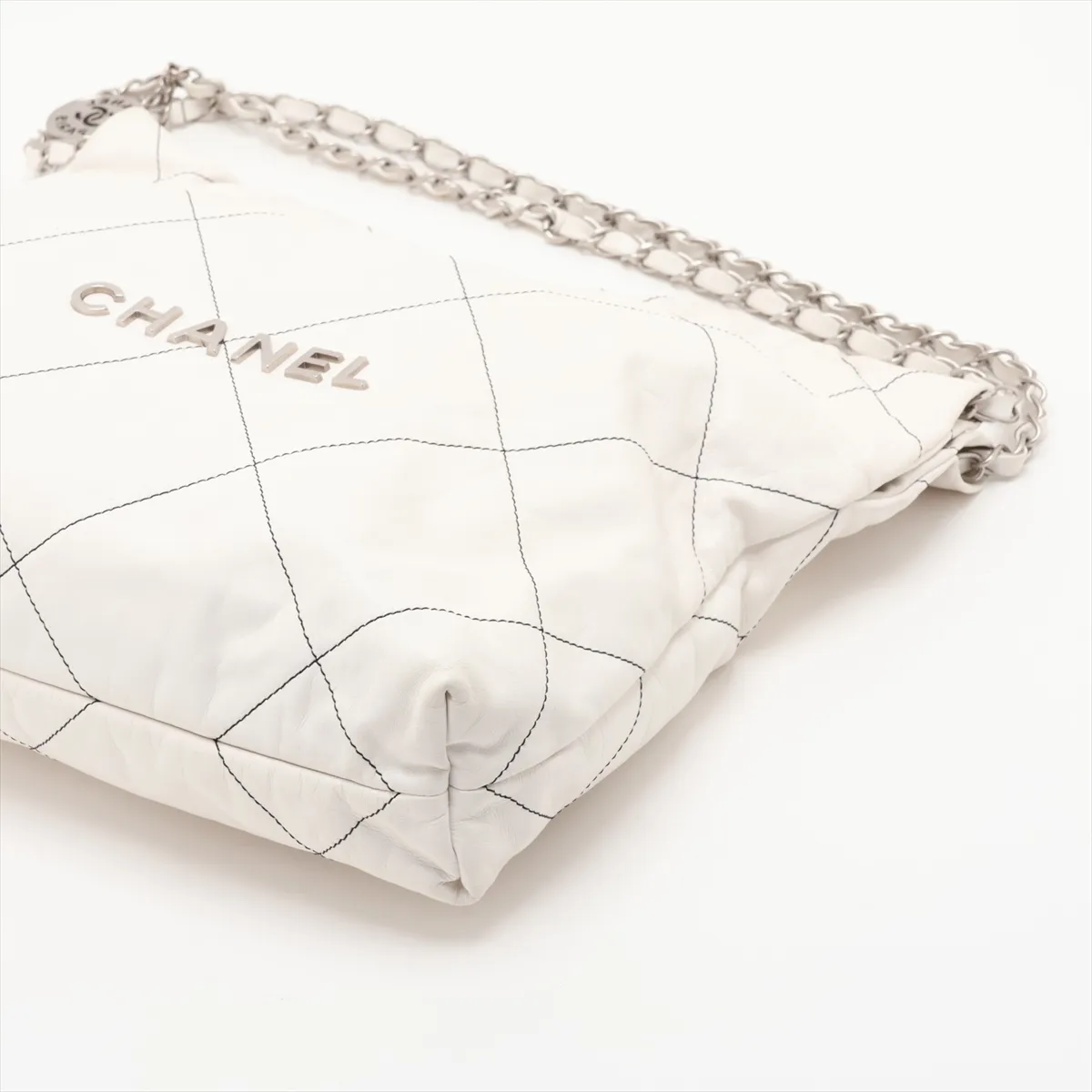 22 Small Leather Chain Shoulder Bag, White, Silver Hardware, C8LEG0AE, Random Plate, AS3260 — view 3