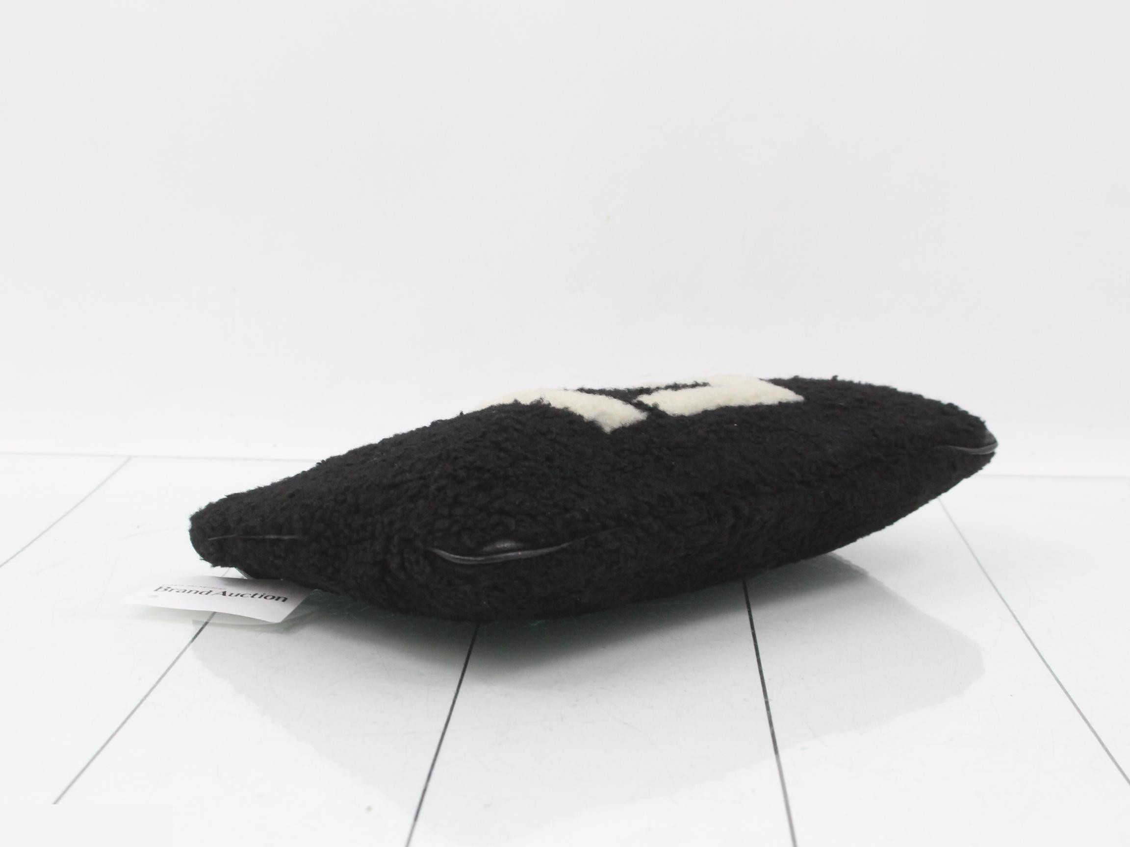 ZUCCA Mouton Boa Clutch Bag Pouch FF — view 5