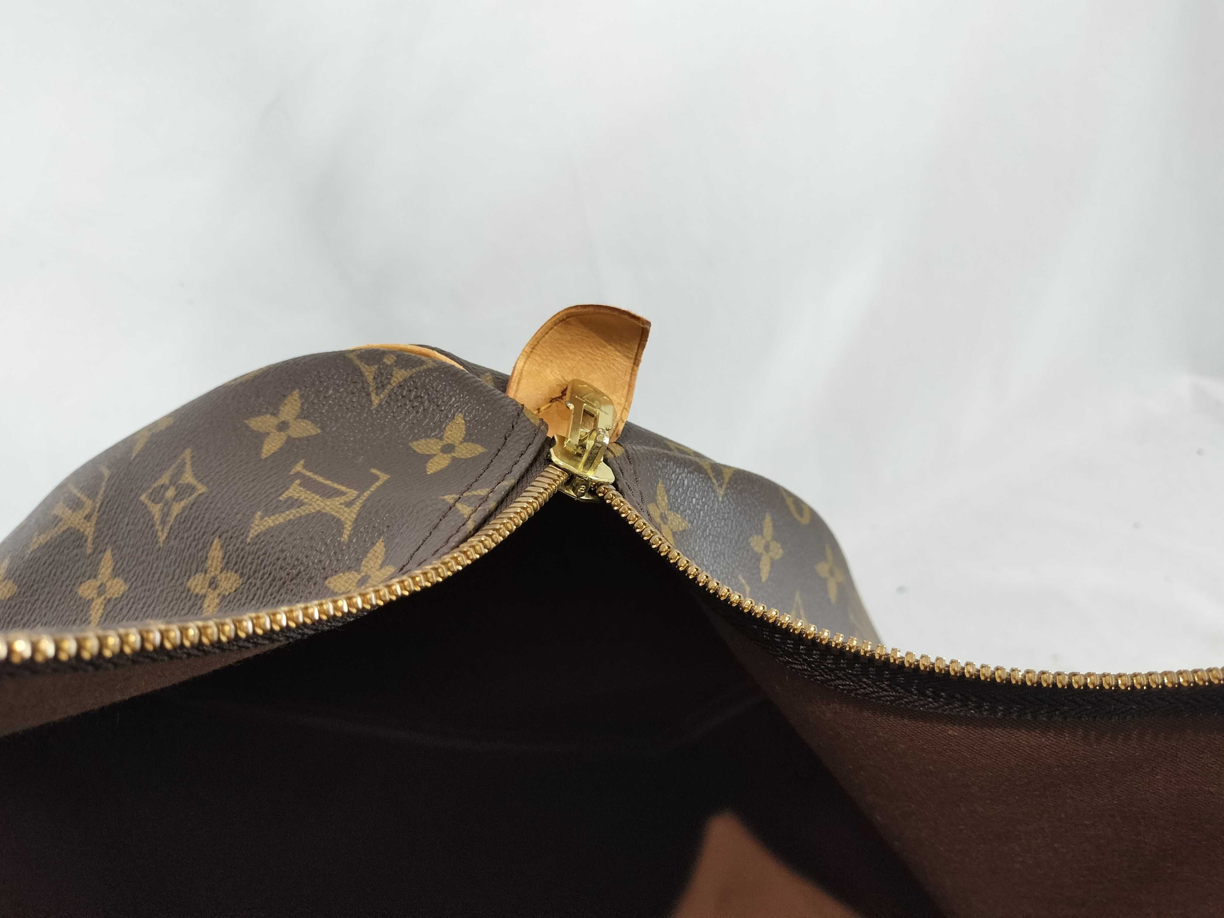 Monogram M41424 Keepall 55 Boston Bag — view 10