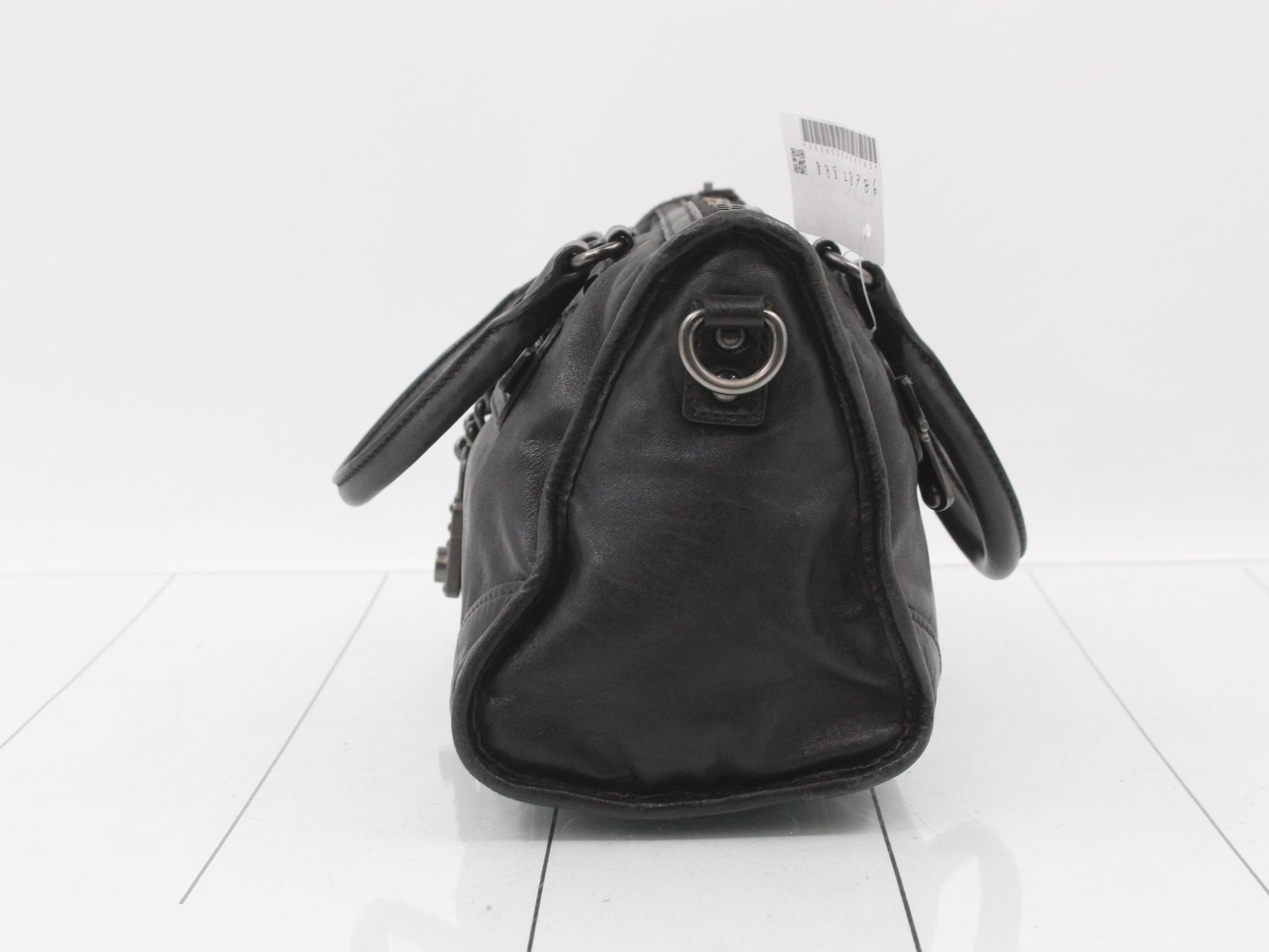 Other lines: Bags, Handbags, Shoulder Bags — view 3