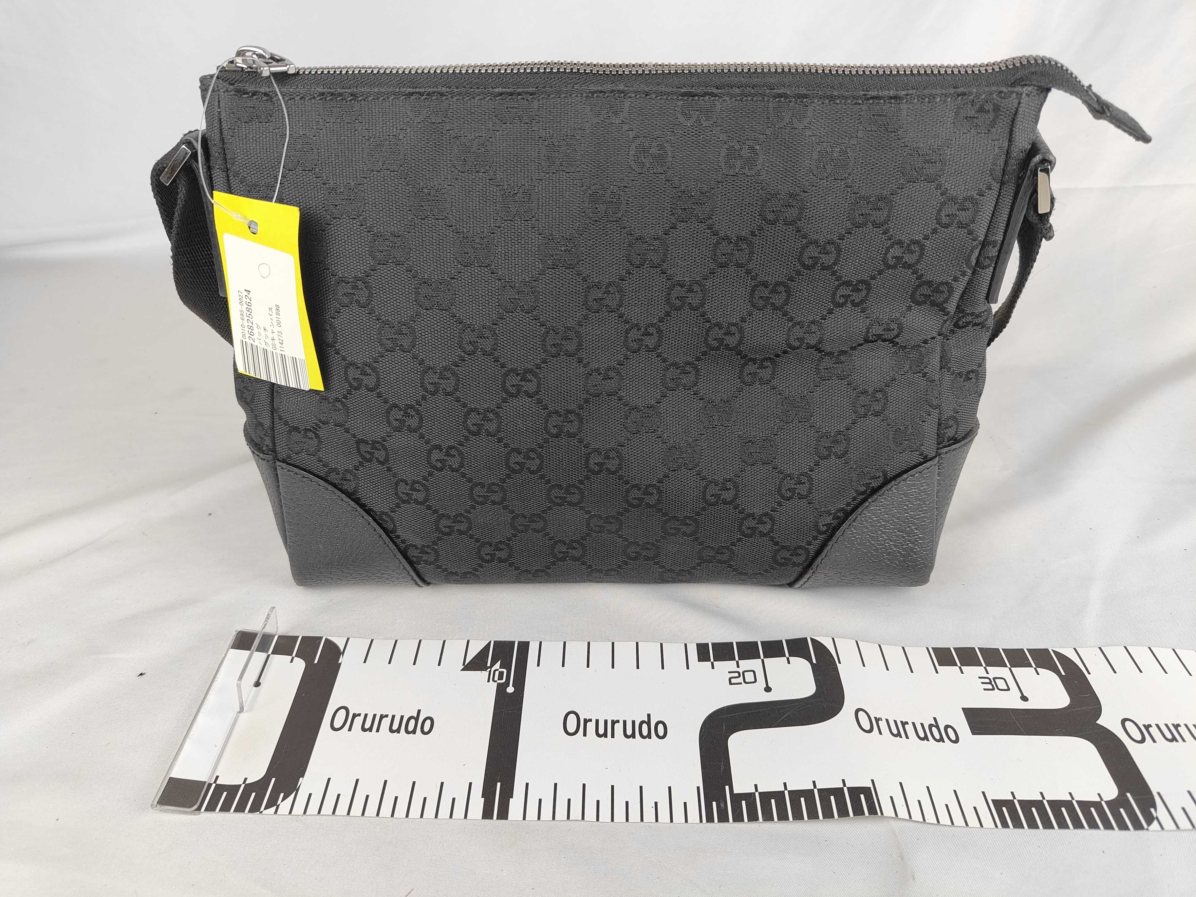GG Canvas Shoulder Bag 114273.001998 — view 2