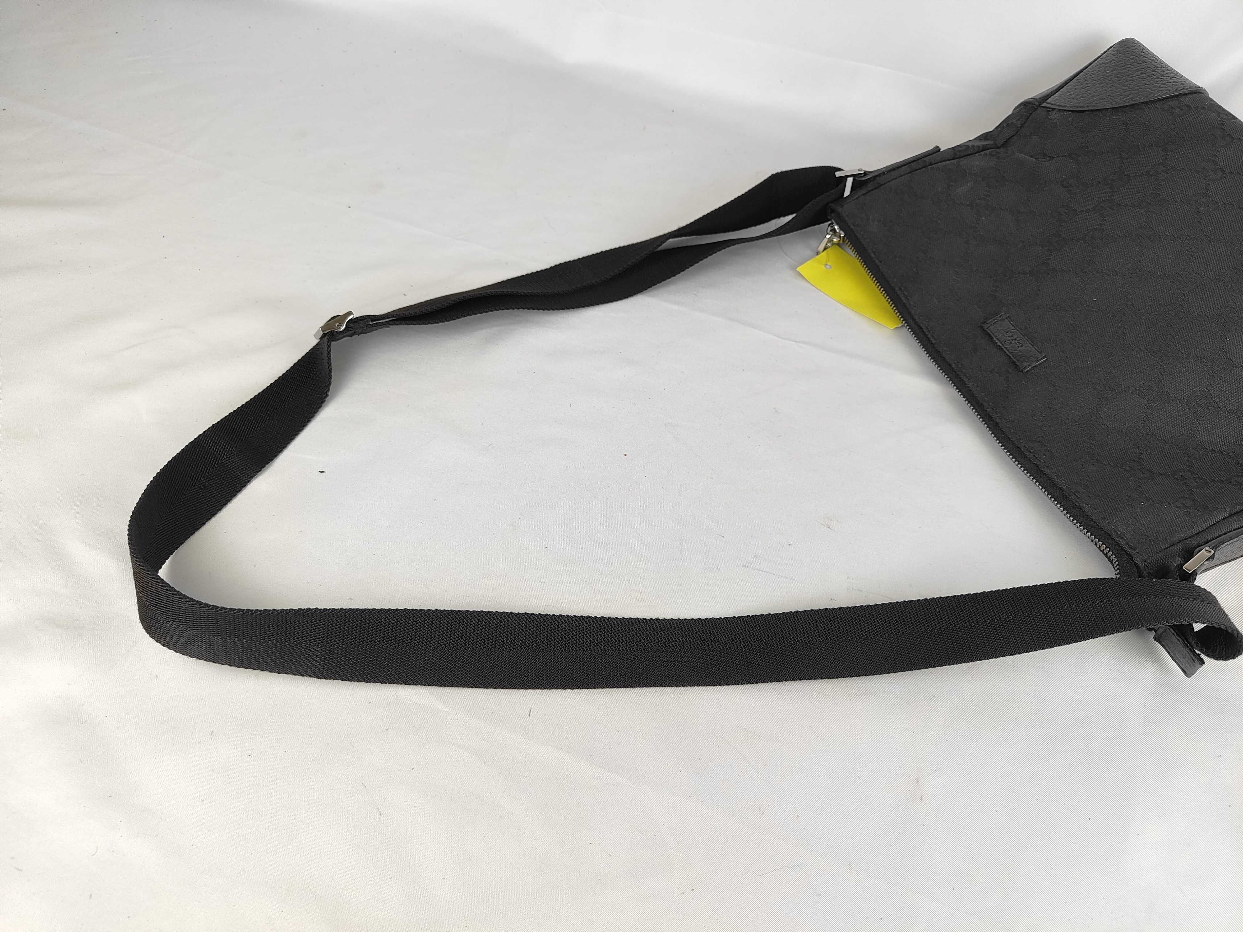 GG Canvas Shoulder Bag 114273.001998 — view 3