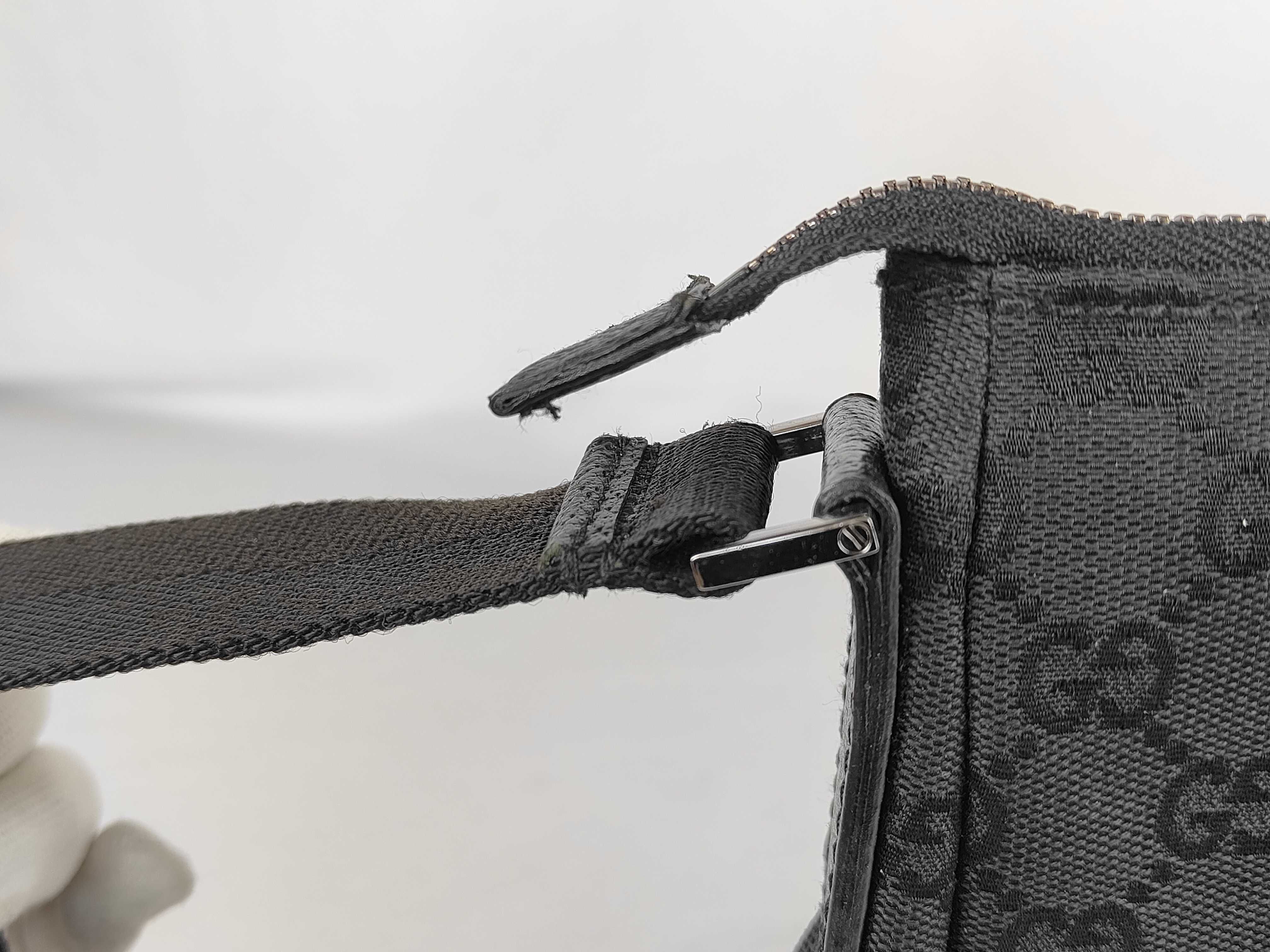 GG Canvas Shoulder Bag 114273.001998 — view 5