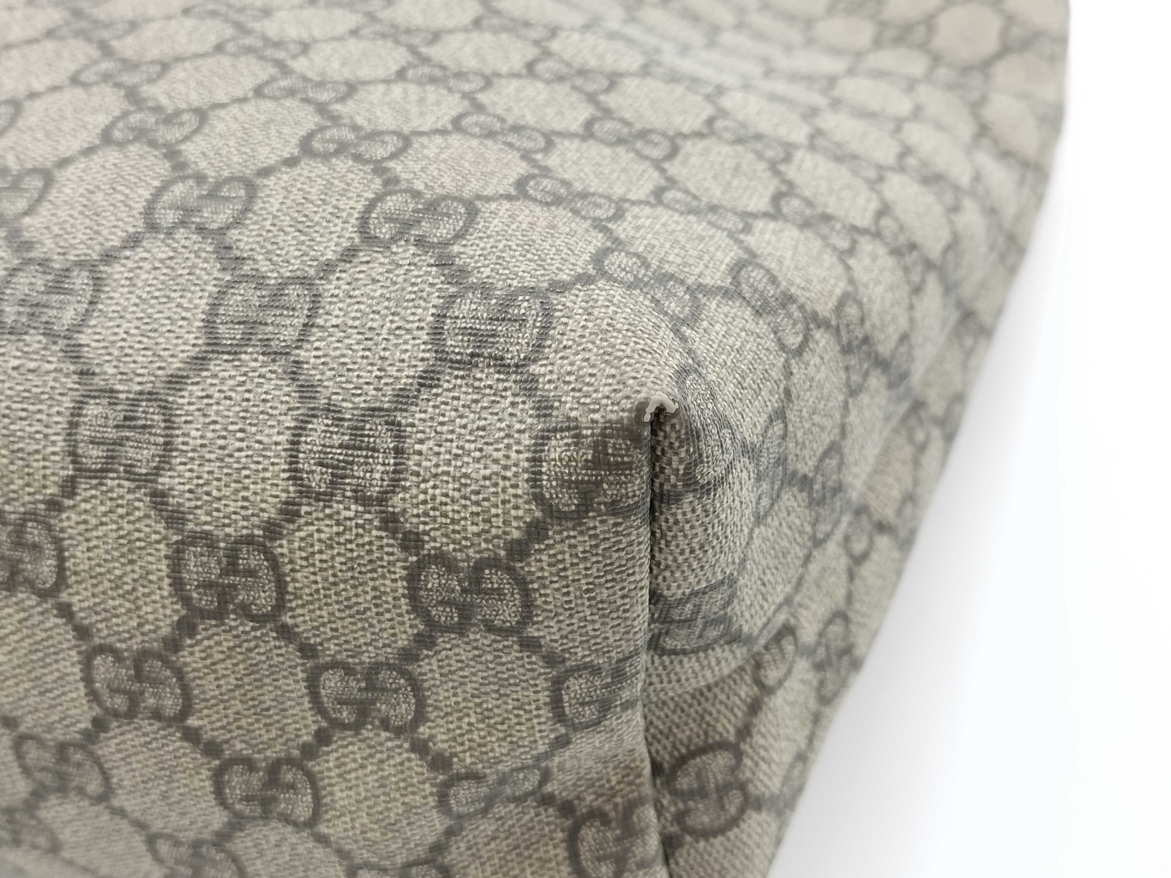 GG Supreme Gucci Tote Bag — view 6