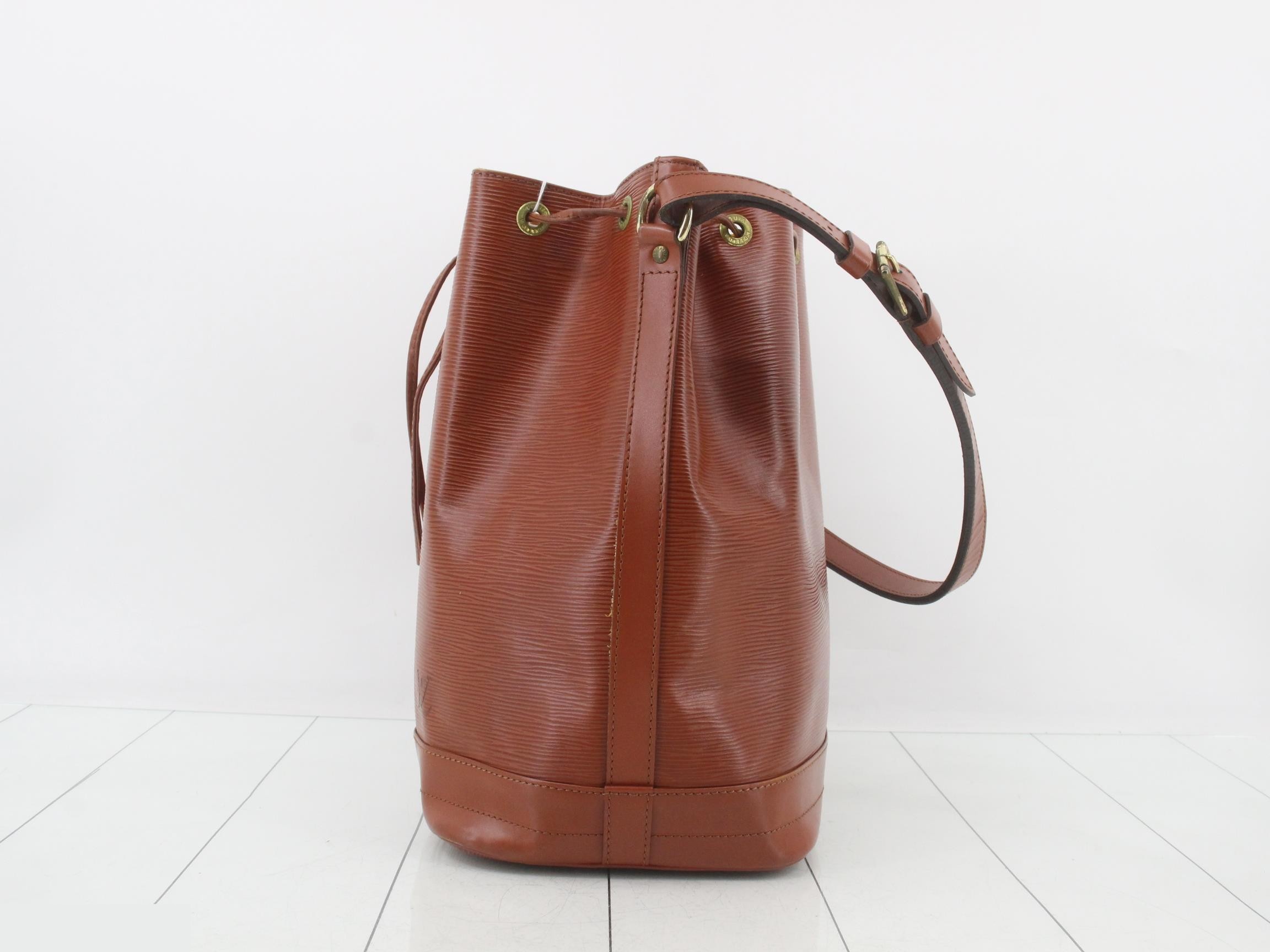 Epi Noé handbag — view 3