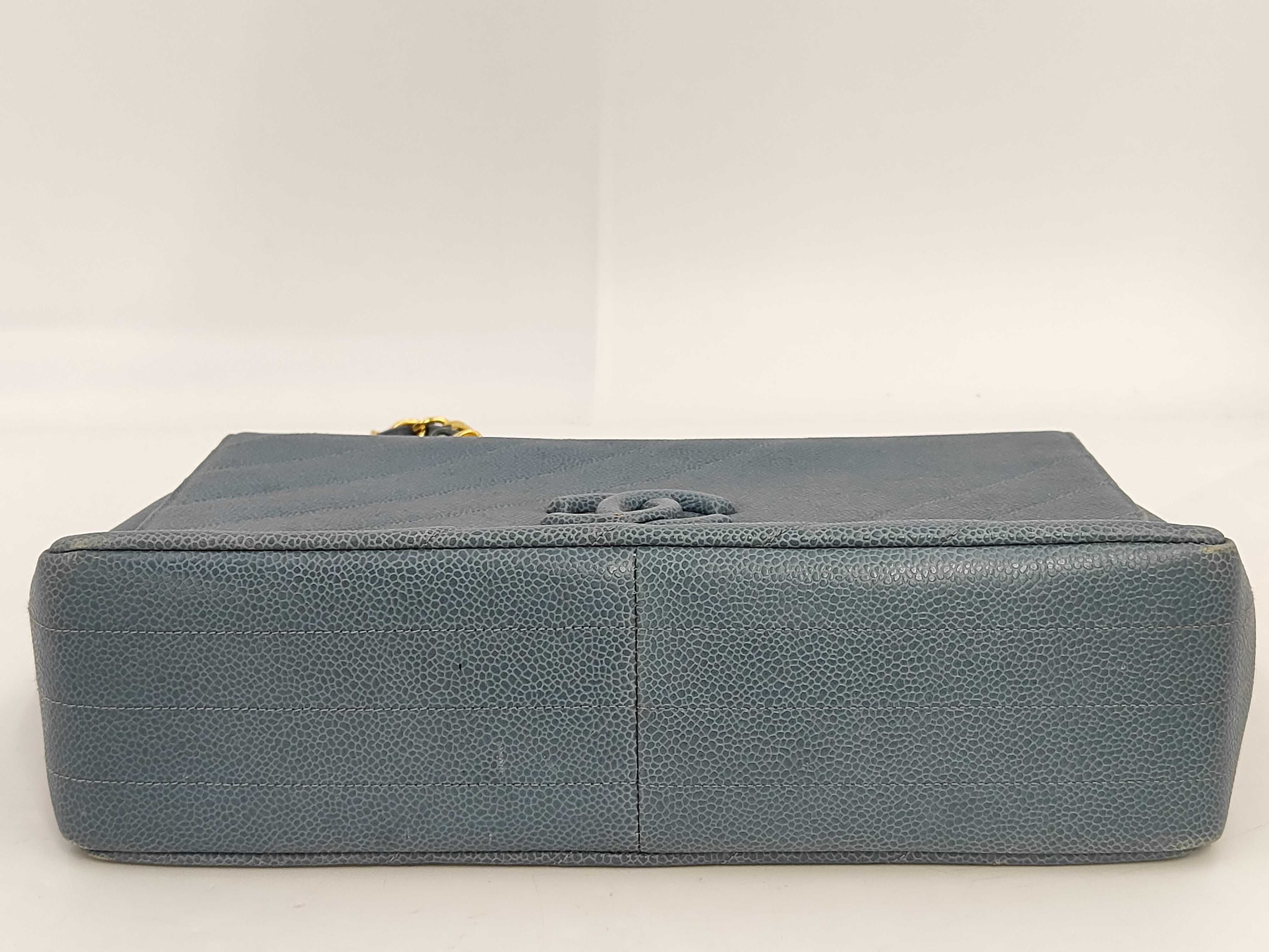 Bias Stitch Chain Flap Bag, Blue Caviar Leather, No. 3, G Card, Dust Bag, Shoulder Bag — view 4
