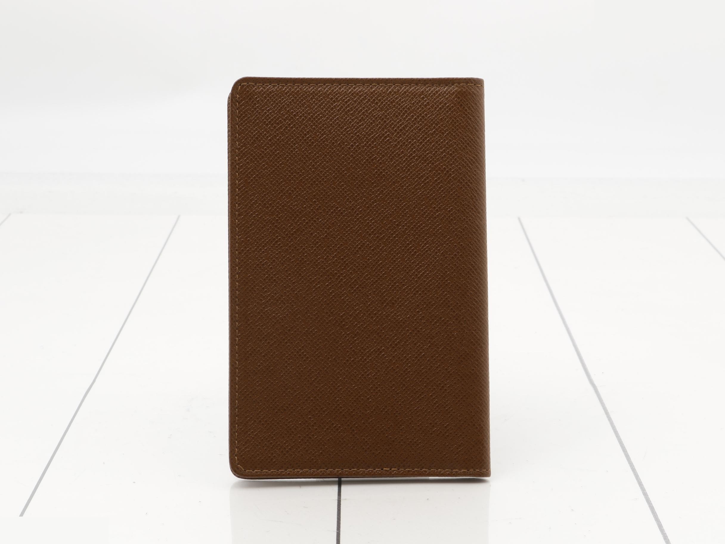 Pass case — view 2