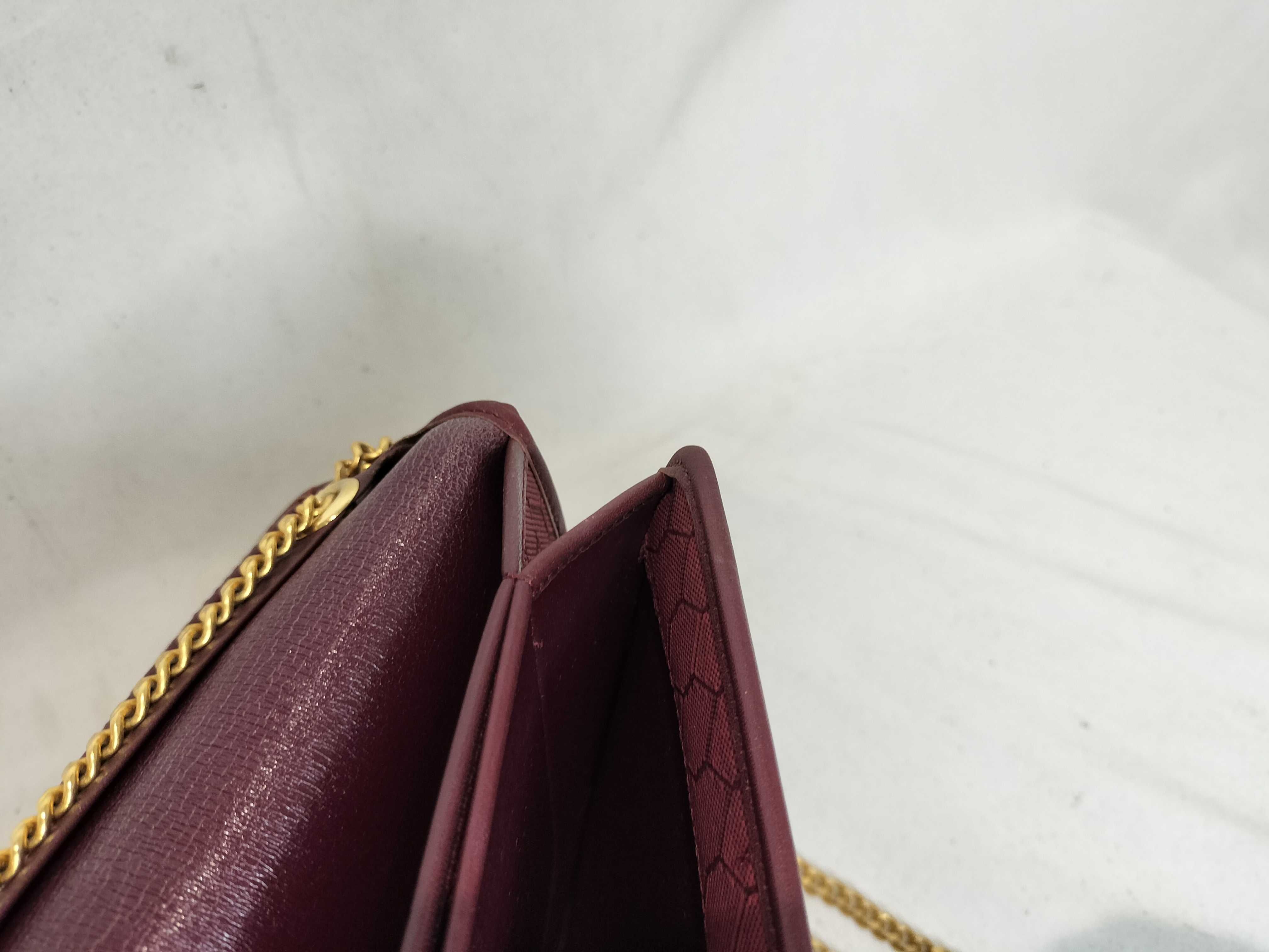 Honeycomb Chain Shoulder Handbag — view 12