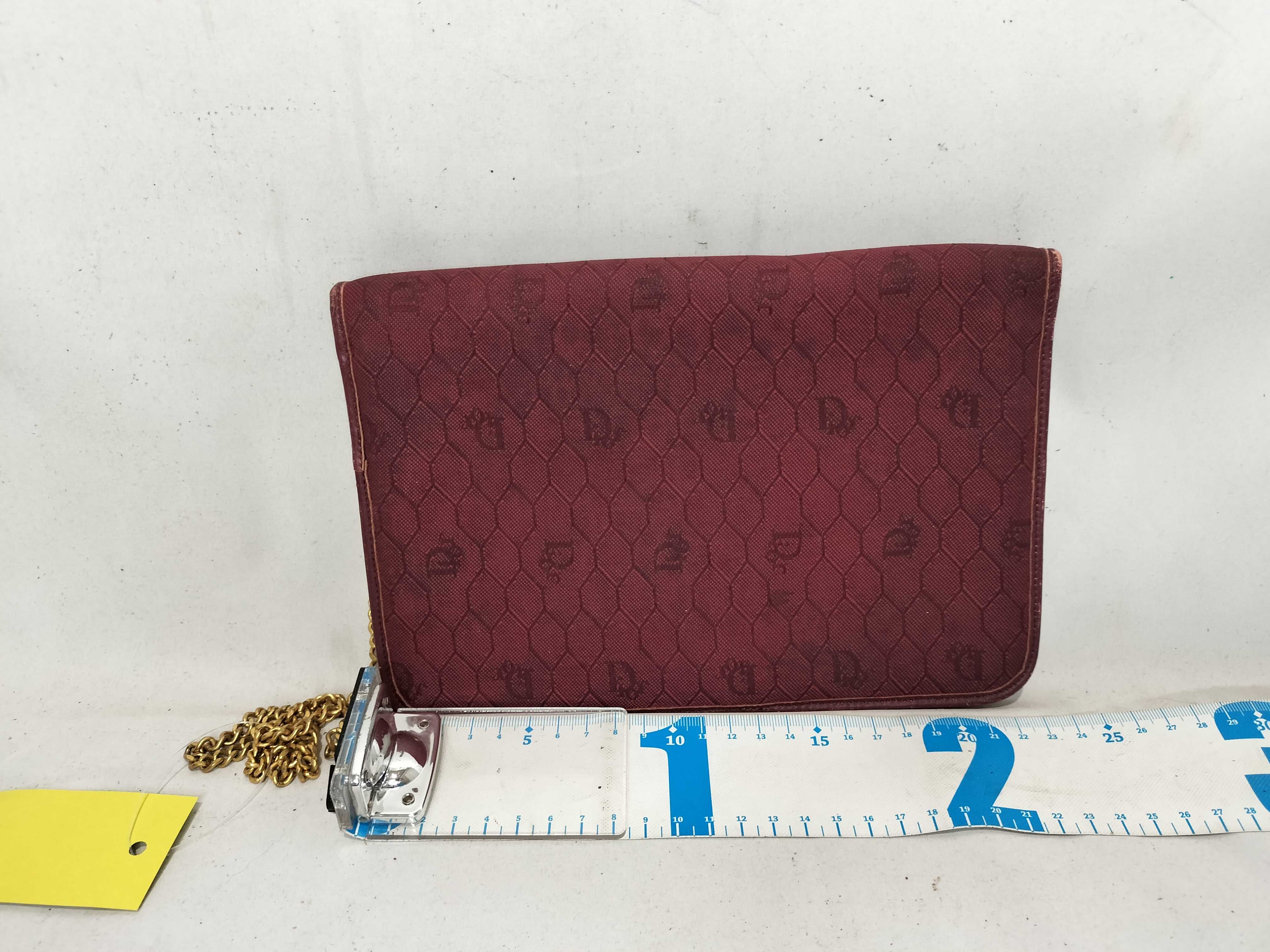 Honeycomb Chain Shoulder Handbag — view 3