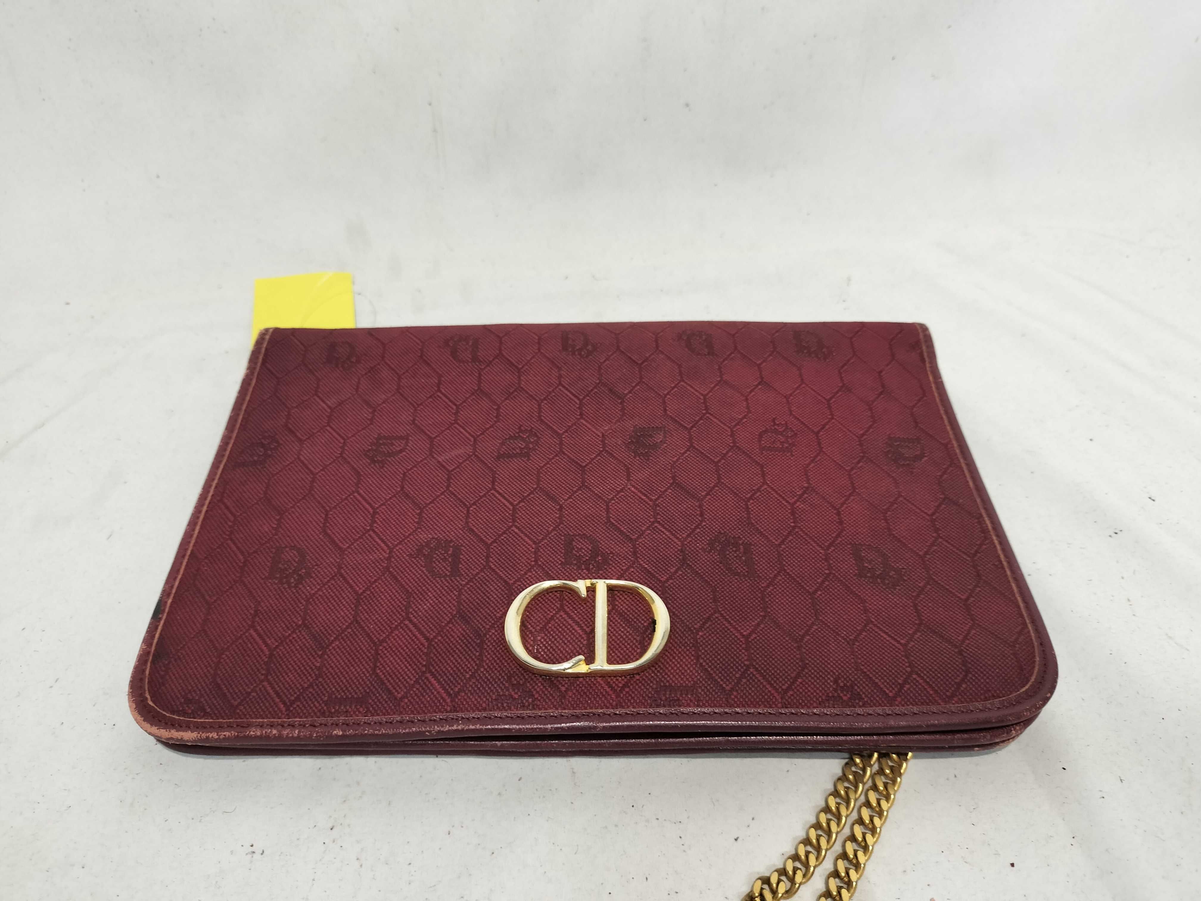 Honeycomb Chain Shoulder Handbag — view 8