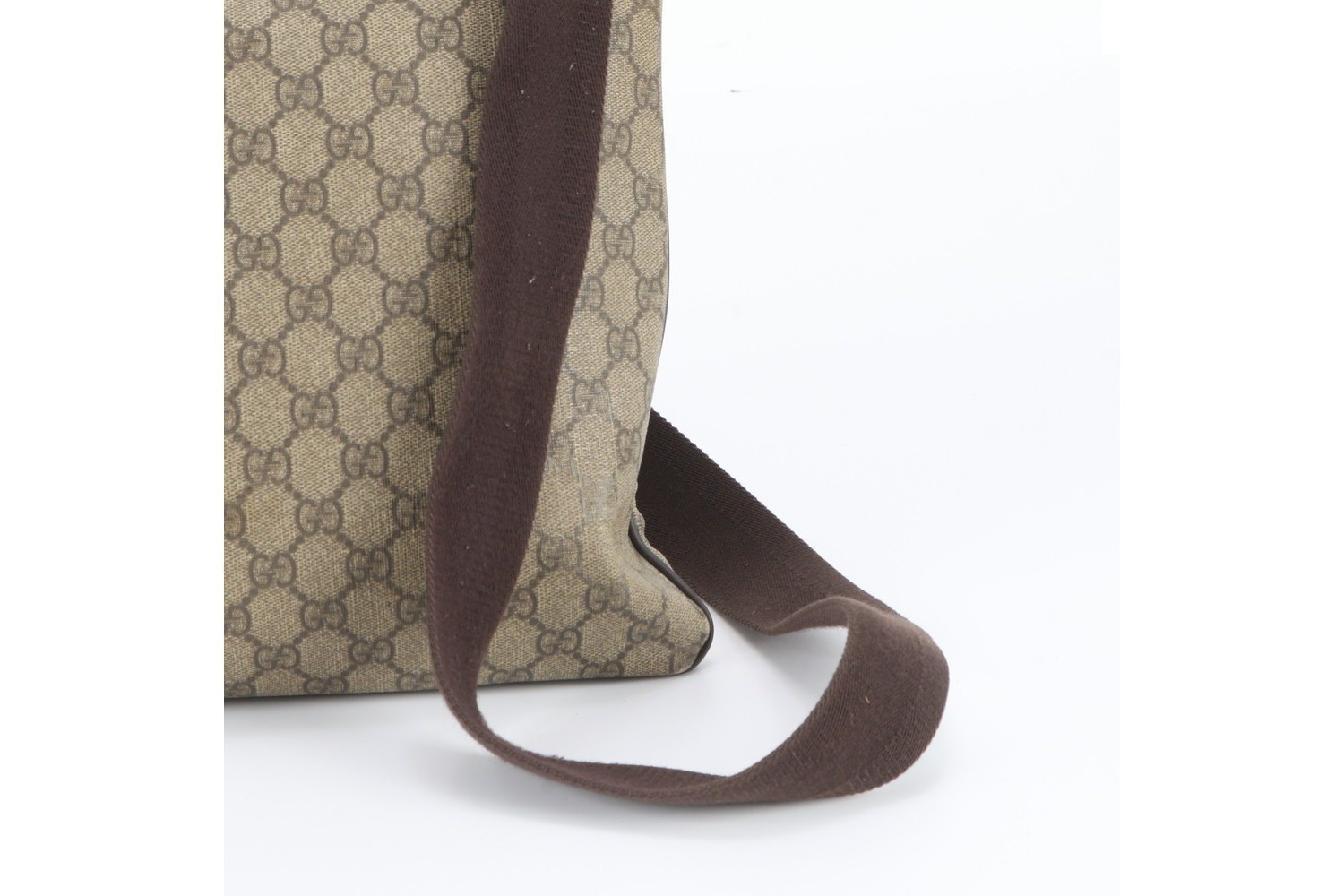 GG Supreme 201446 Leather Shoulder Bag (Crossbody) — view 2