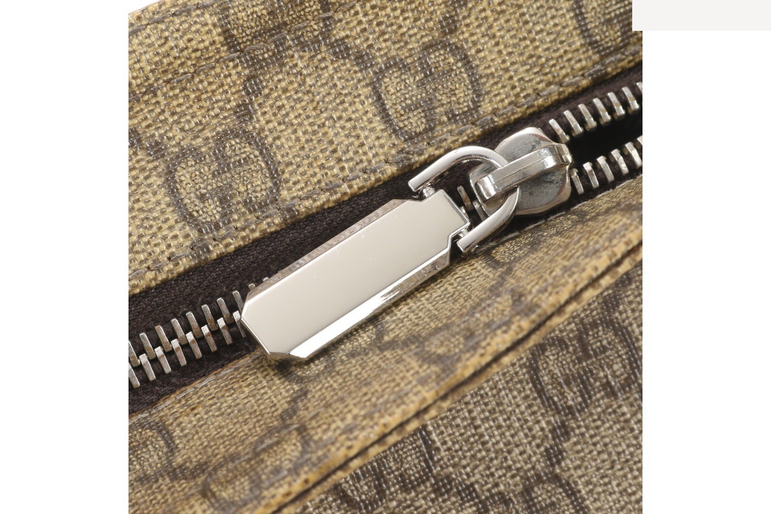 GG Supreme 201446 Leather Shoulder Bag (Crossbody) — view 11