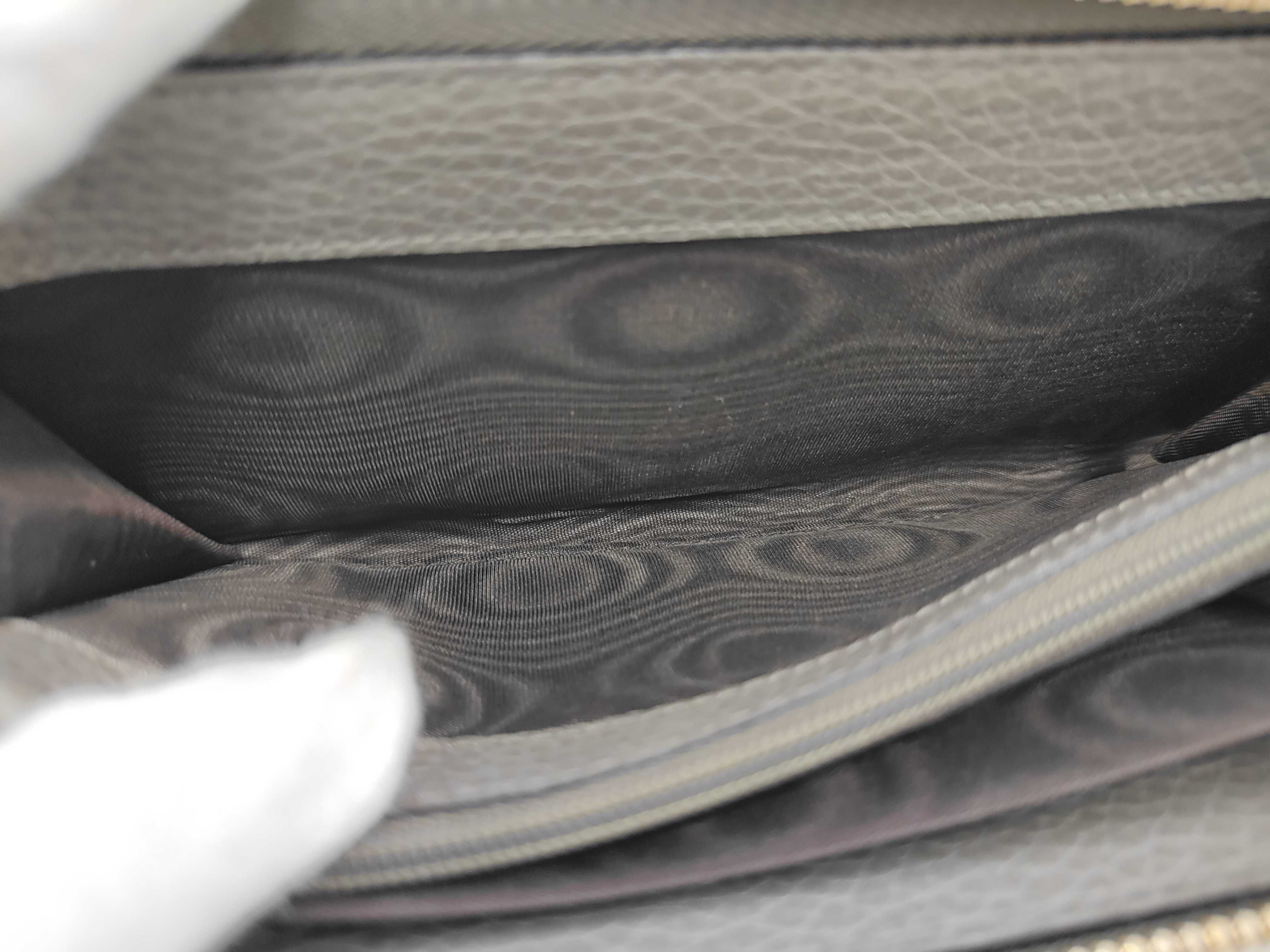 Interlocking Long Wallet, Round Leather, Gray, 449397 — view 9