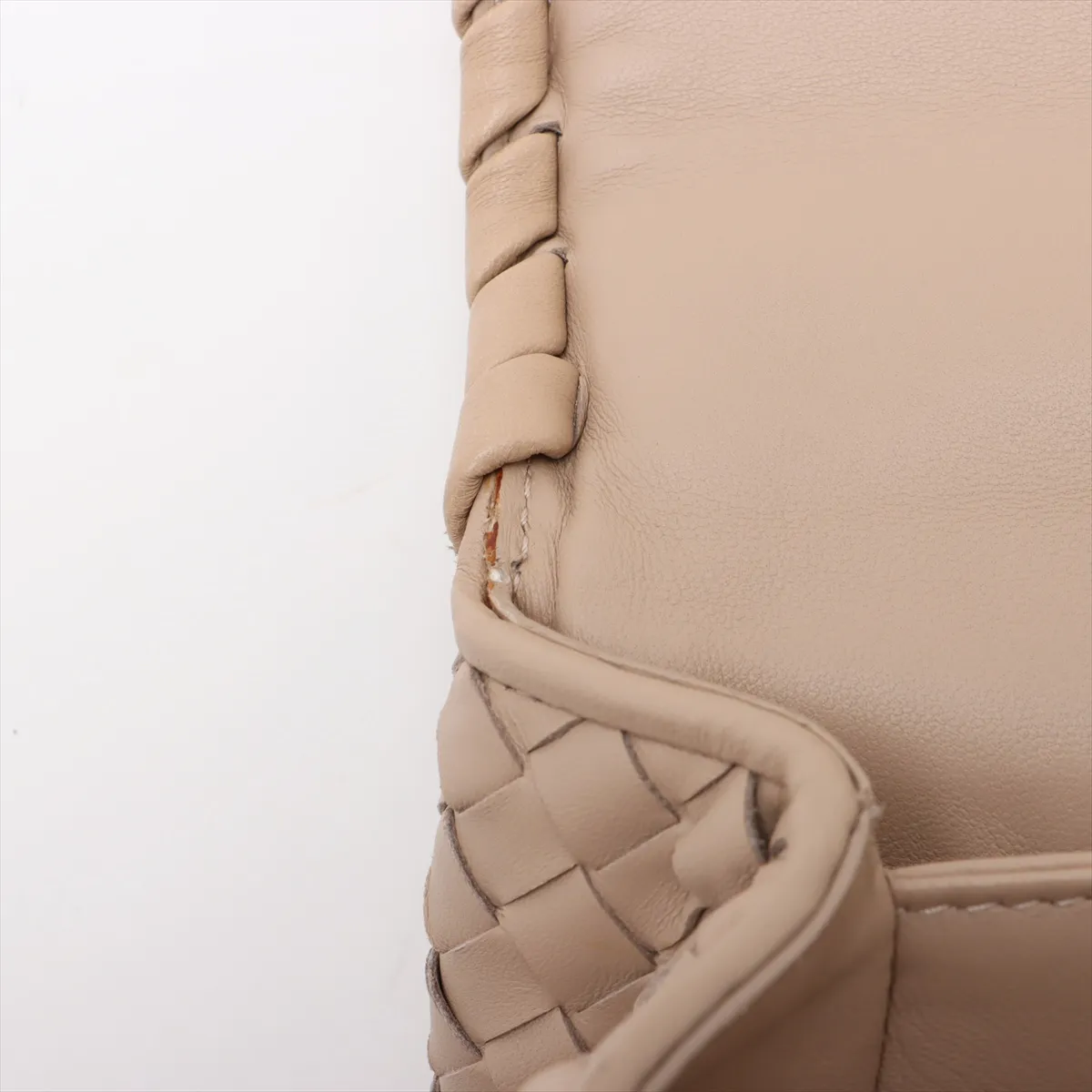 Intrecciato Olympia Leather Chain Shoulder Bag Beige — view 11