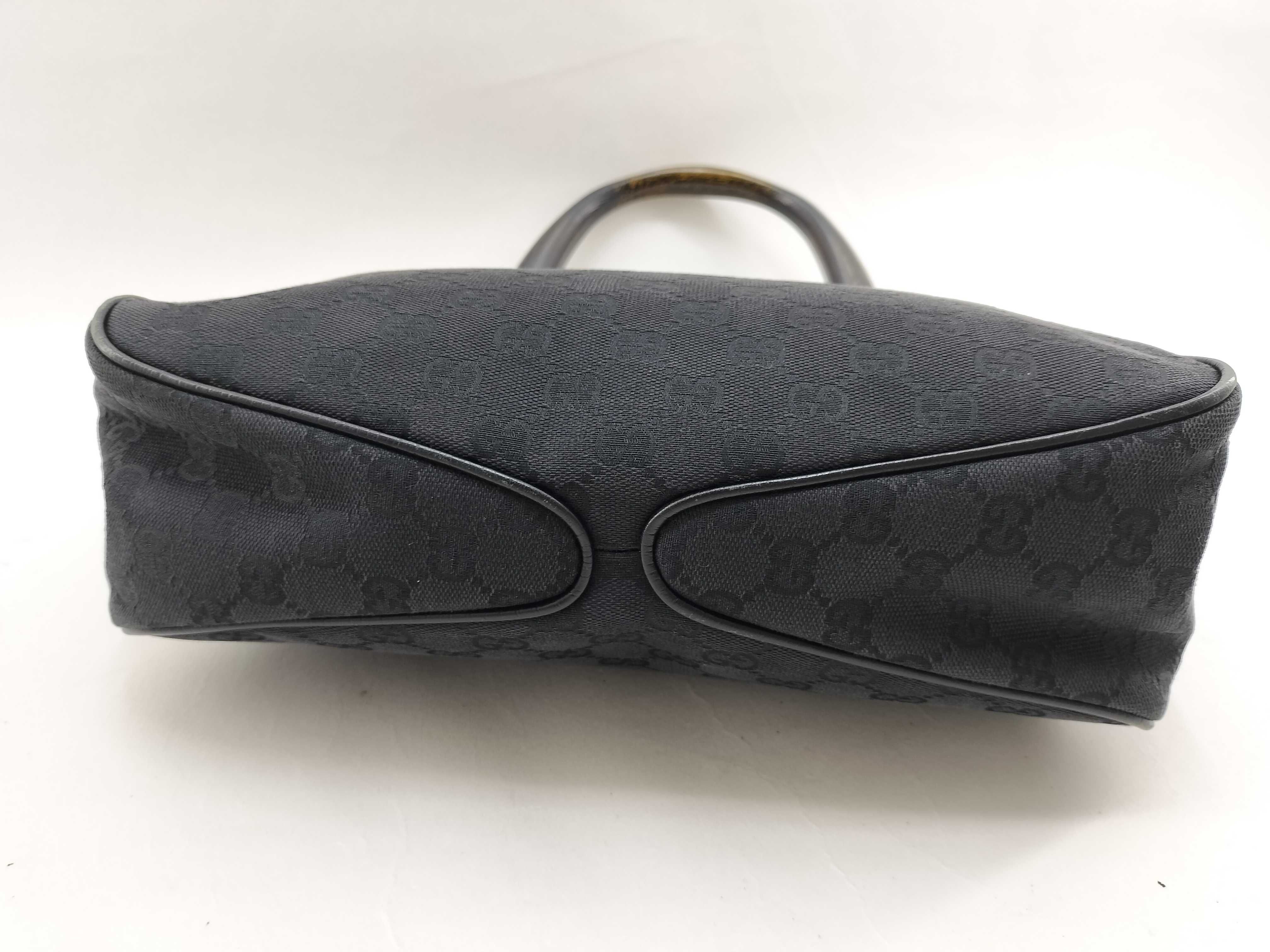GG Canvas Gucci GG Canvas Horsewood Wood Handle 106495 Black One Shoulder Handbag — view 3