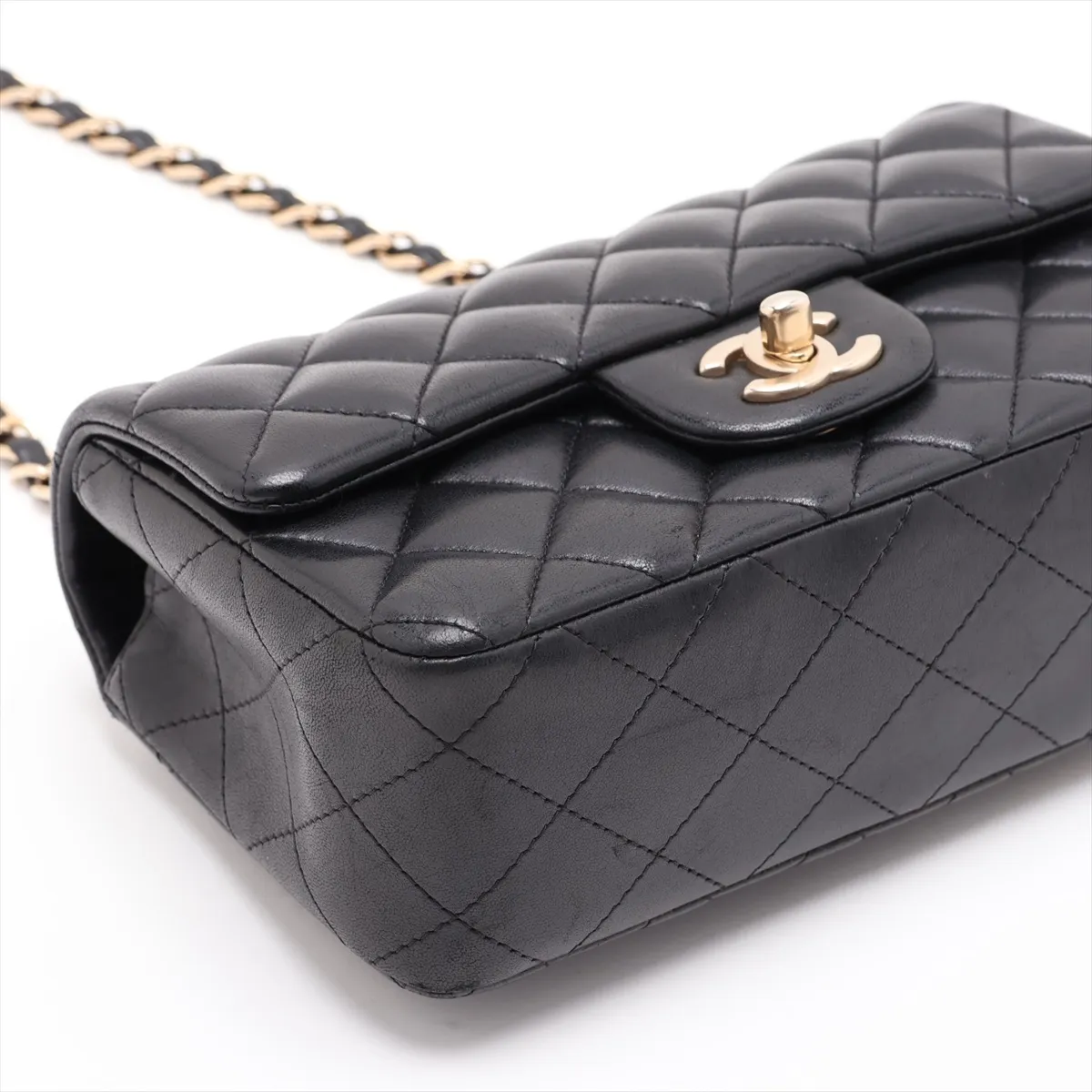 Matelassé Lambskin Single Flap Single Chain Bag, Black with Gold Hardware, 20410027 (Serial Number in the 20s) — view 4