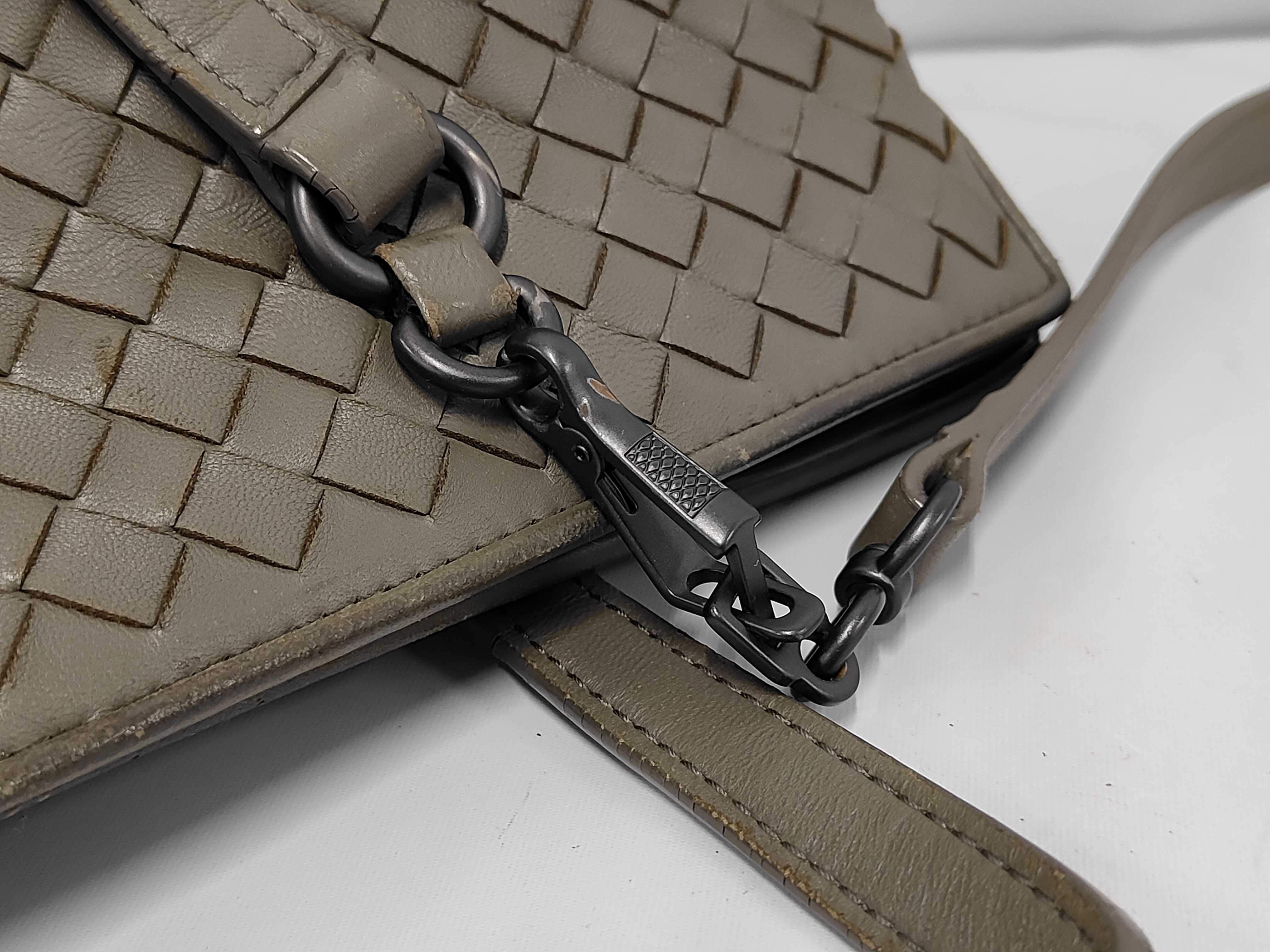 2-Way Bag Intrecciato Greige Bag — view 9