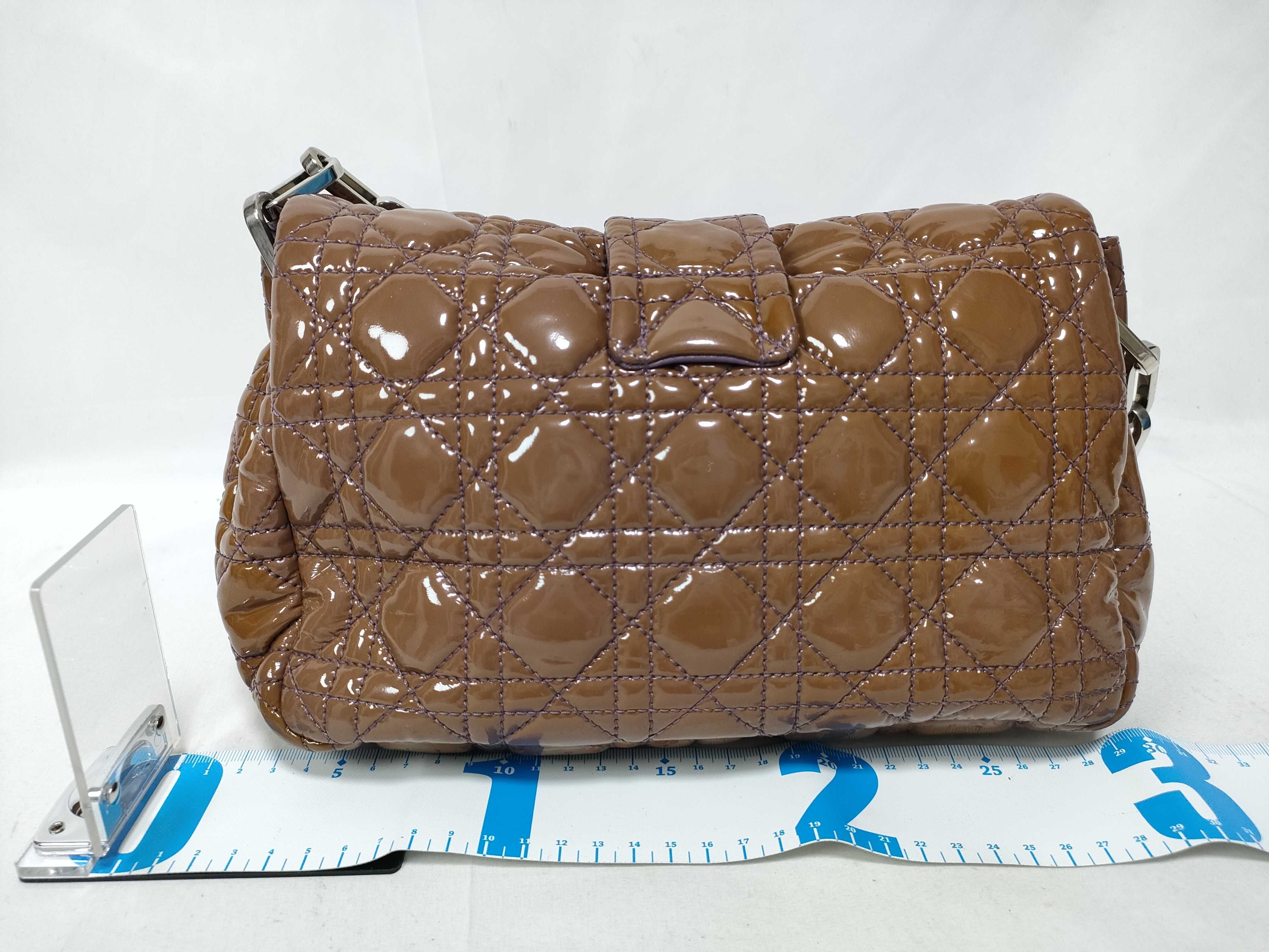 Cannage New Rock Patent Chain Shoulder Bag — view 2