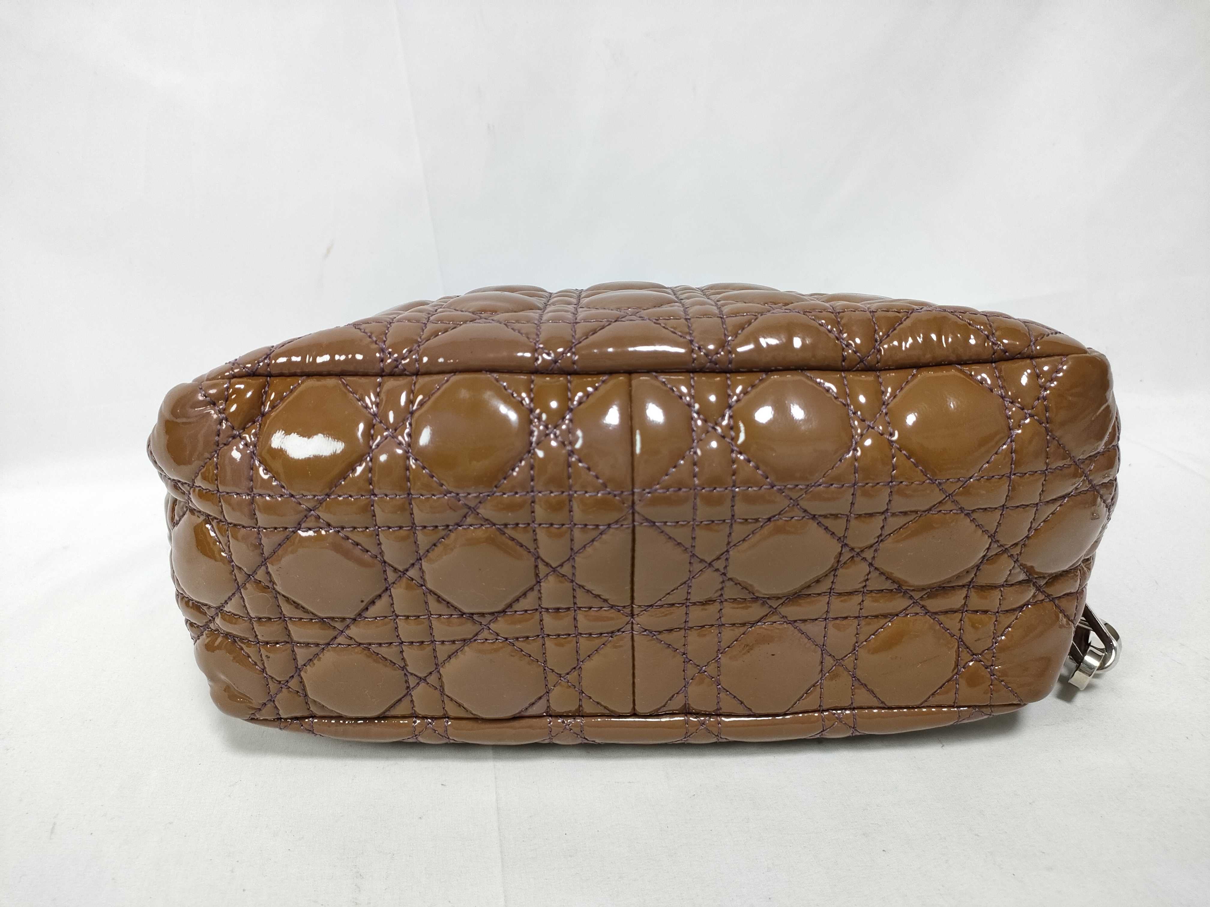 Cannage New Rock Patent Chain Shoulder Bag — view 3