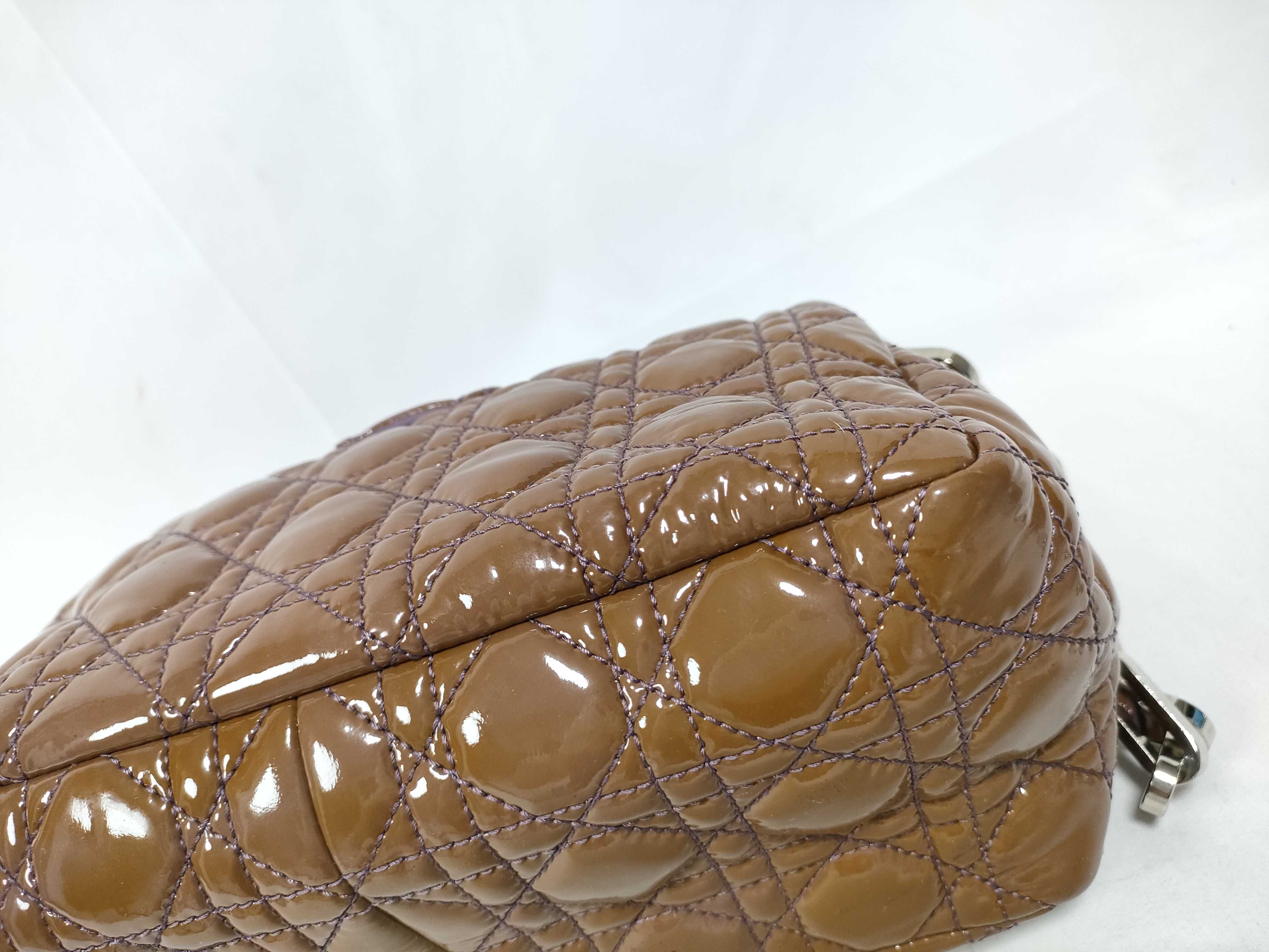 Cannage New Rock Patent Chain Shoulder Bag — view 4