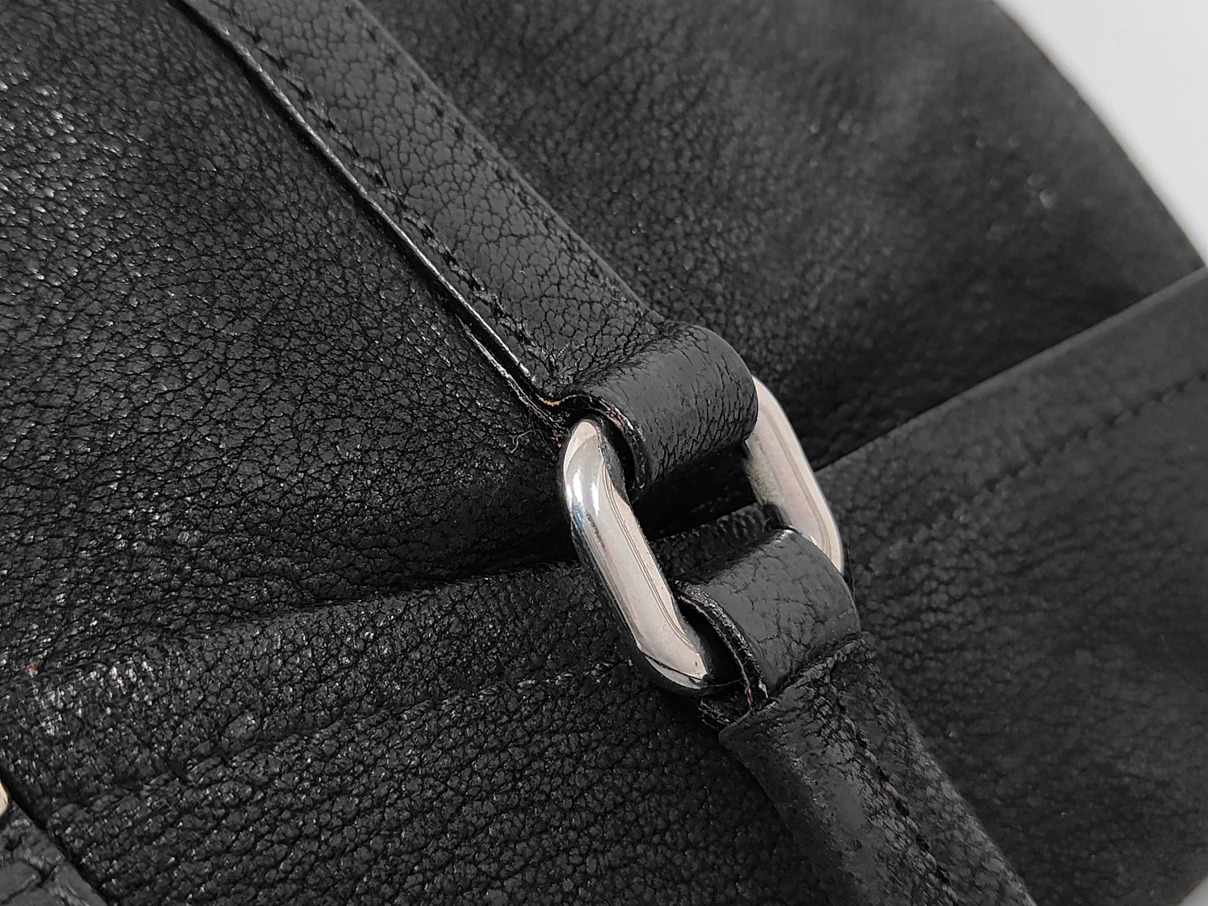 Leather Triangle Plate Shoulder Bag — view 5