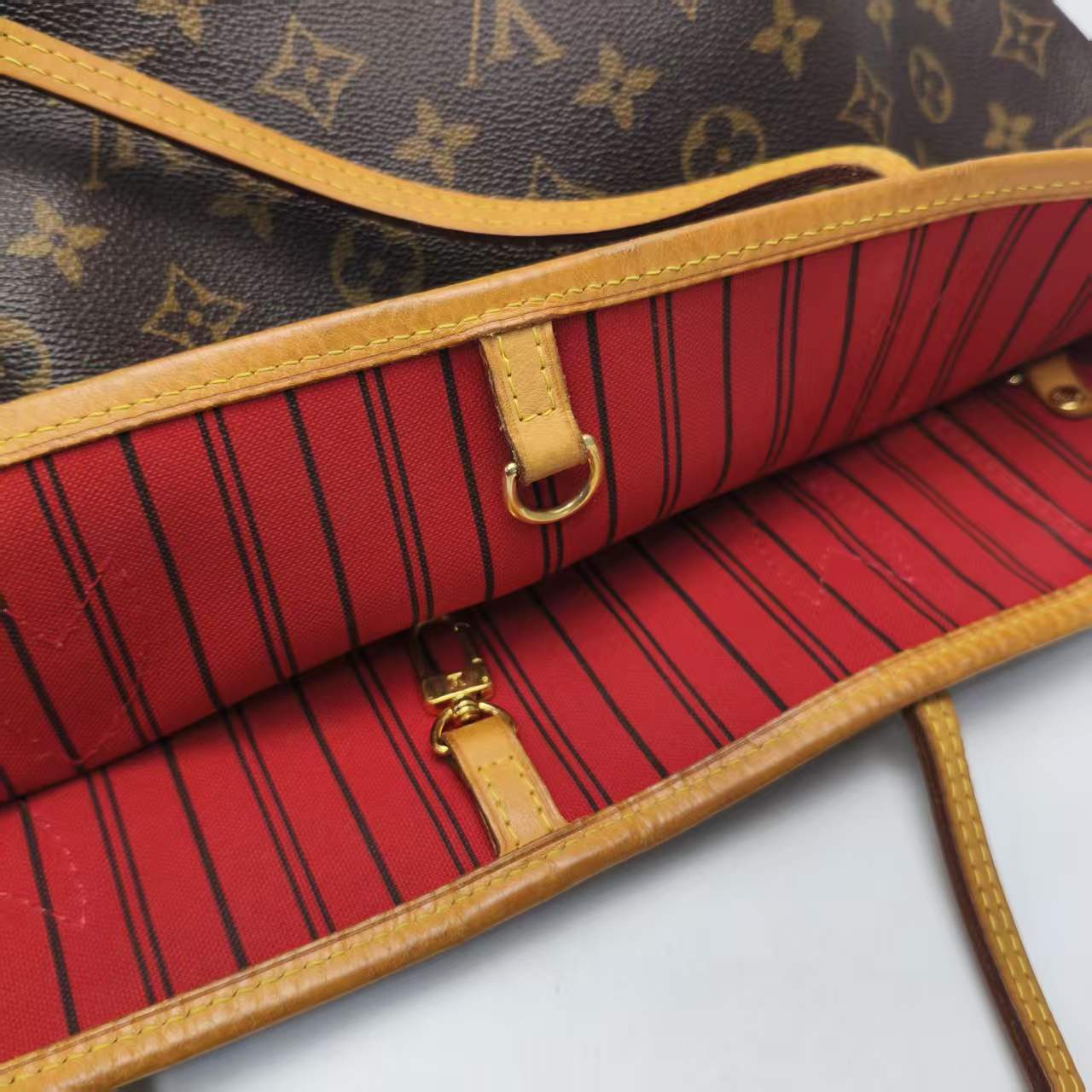 【*Shipped from: China*】LOUIS VUITTON PU Handbag — view 9
